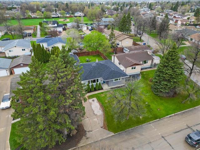 31 Werrell Cr, Winnipeg, MB - Outdoor With View