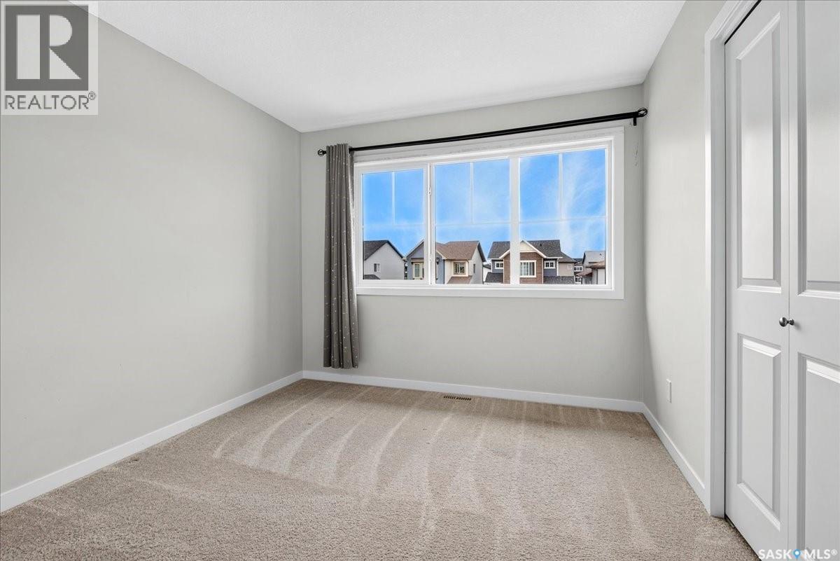 3296 Favel Drive, Regina, SK - Indoor Photo Showing Other Room