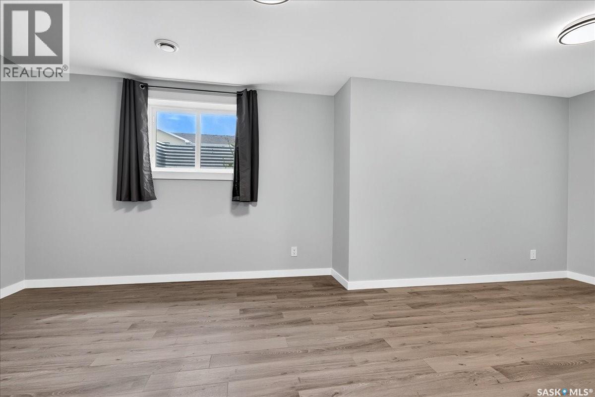 3296 Favel Drive, Regina, SK - Indoor Photo Showing Other Room