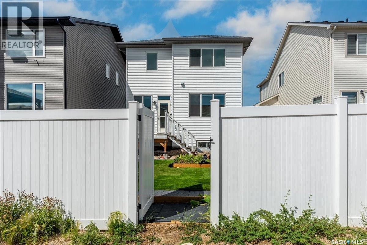 3296 Favel Drive, Regina, SK - Outdoor With Exterior