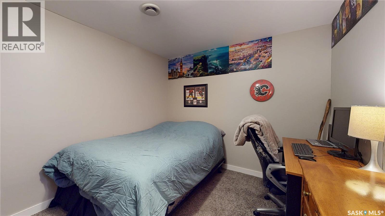 3107 Andreychuk Place E, Regina, SK - Indoor Photo Showing Bedroom