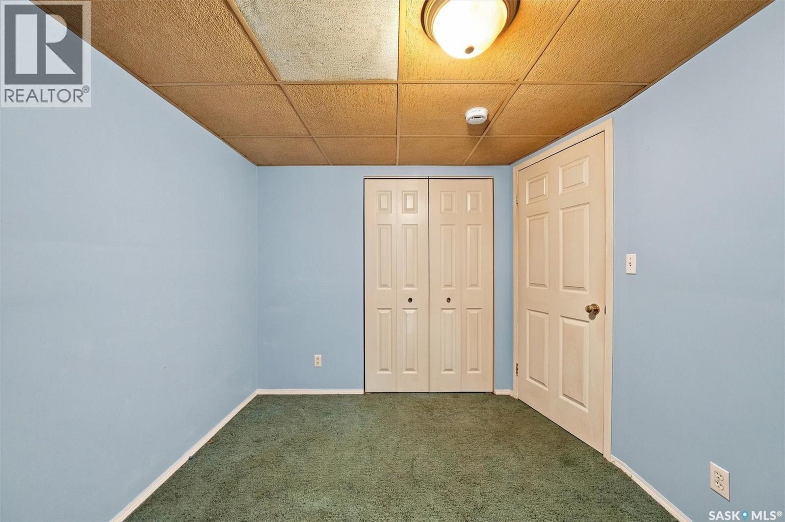 2204 Lorne Avenue, Saskatoon, SK - Indoor Photo Showing Other Room