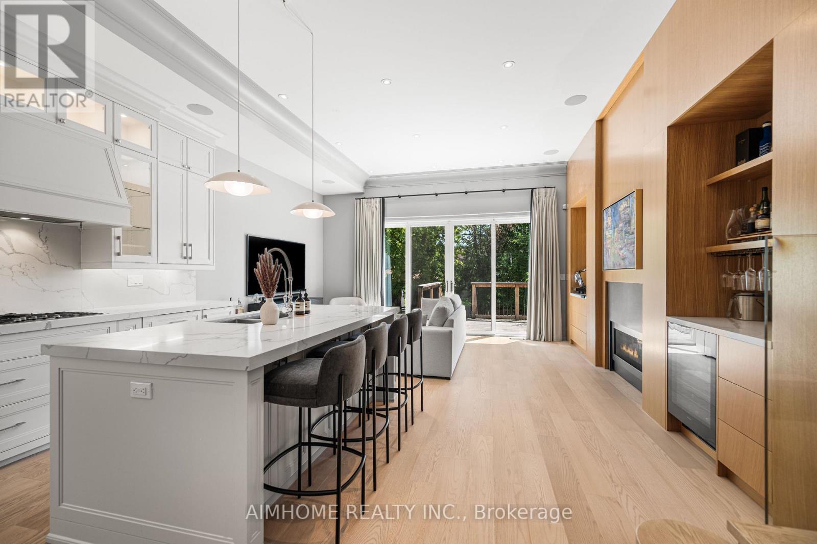 191 Glengarry Avenue, Toronto, ON - Indoor Photo Showing Kitchen With Upgraded Kitchen