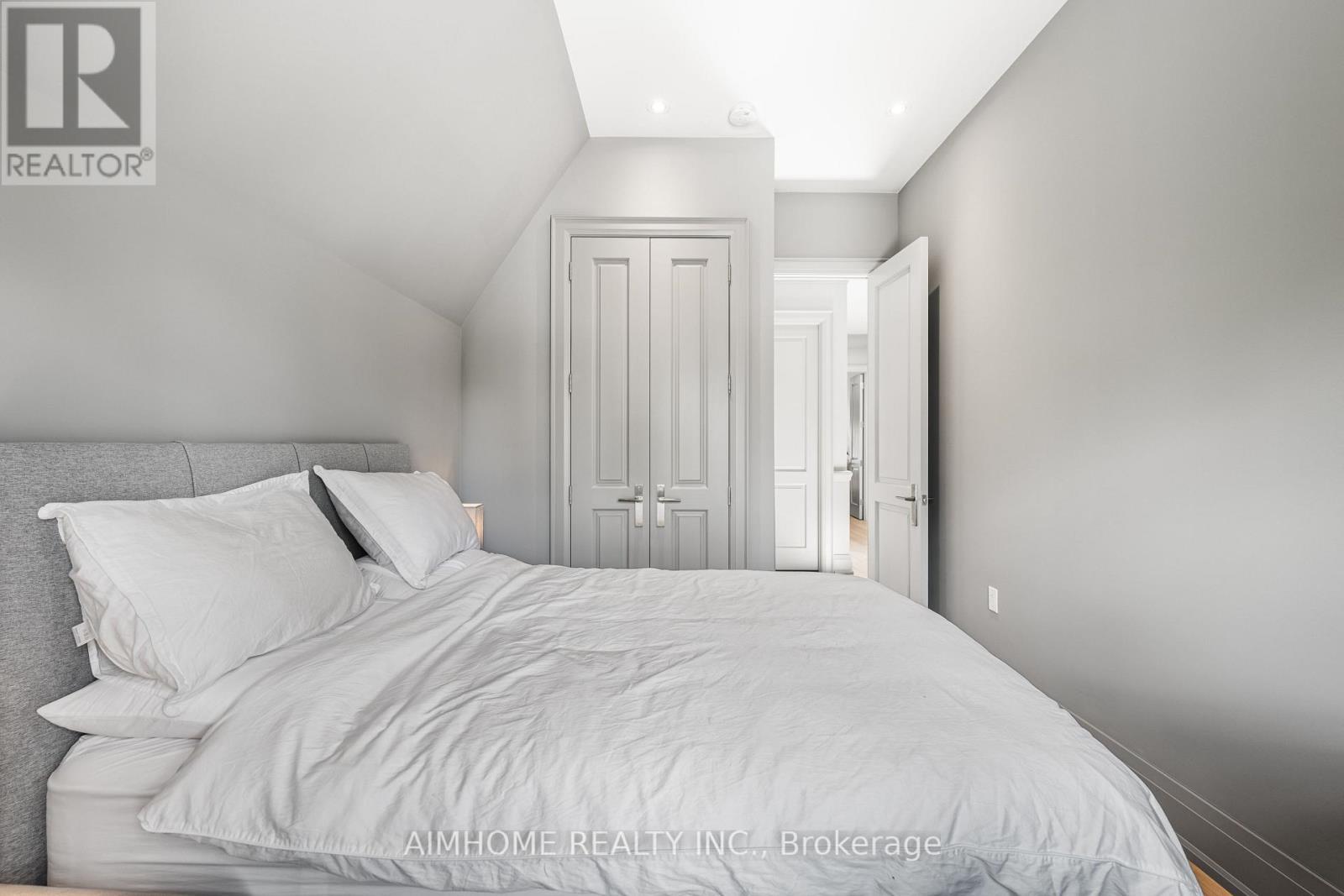 191 Glengarry Avenue, Toronto, ON - Indoor Photo Showing Bedroom