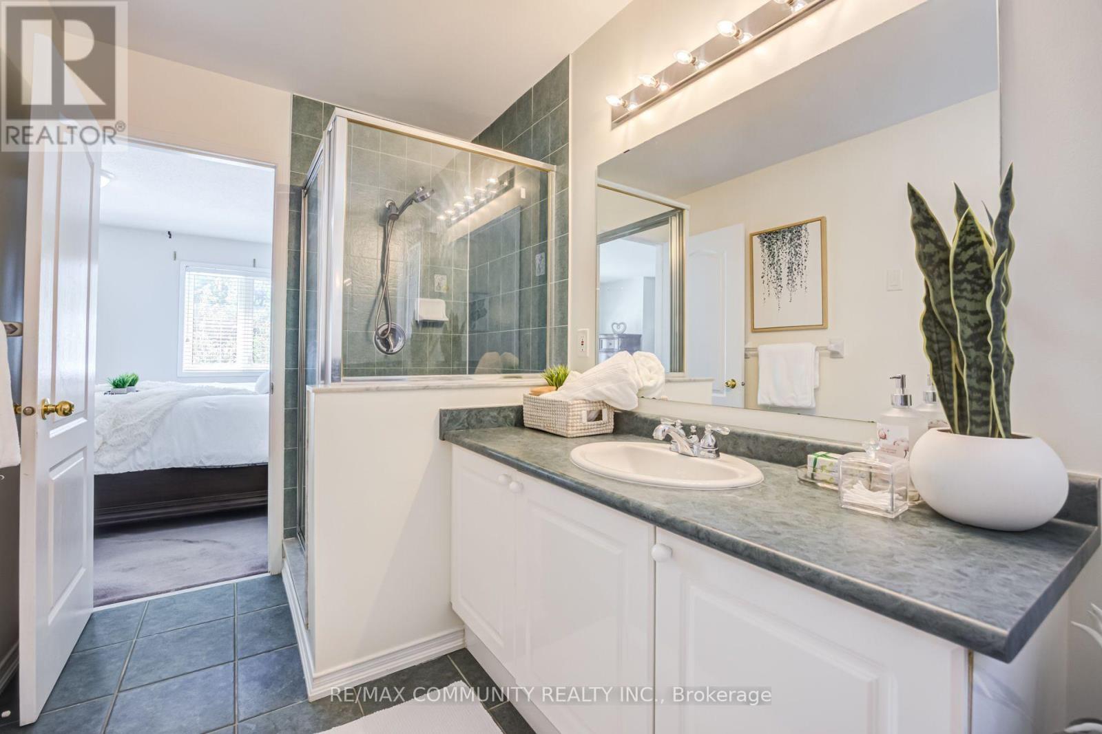 69 Mcsweeney Crescent, Ajax, ON - Indoor Photo Showing Bathroom