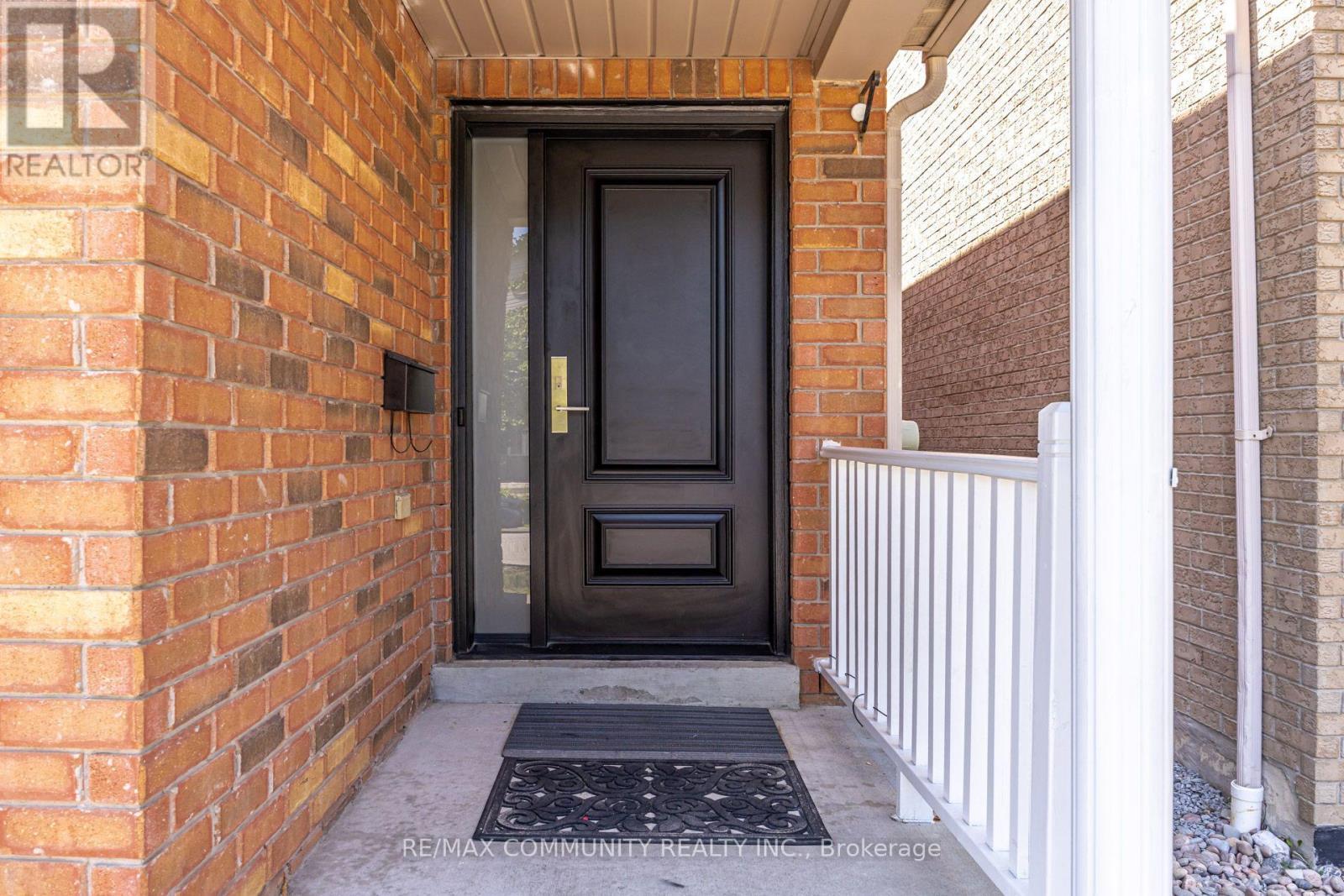69 Mcsweeney Crescent, Ajax, ON - Outdoor With Exterior