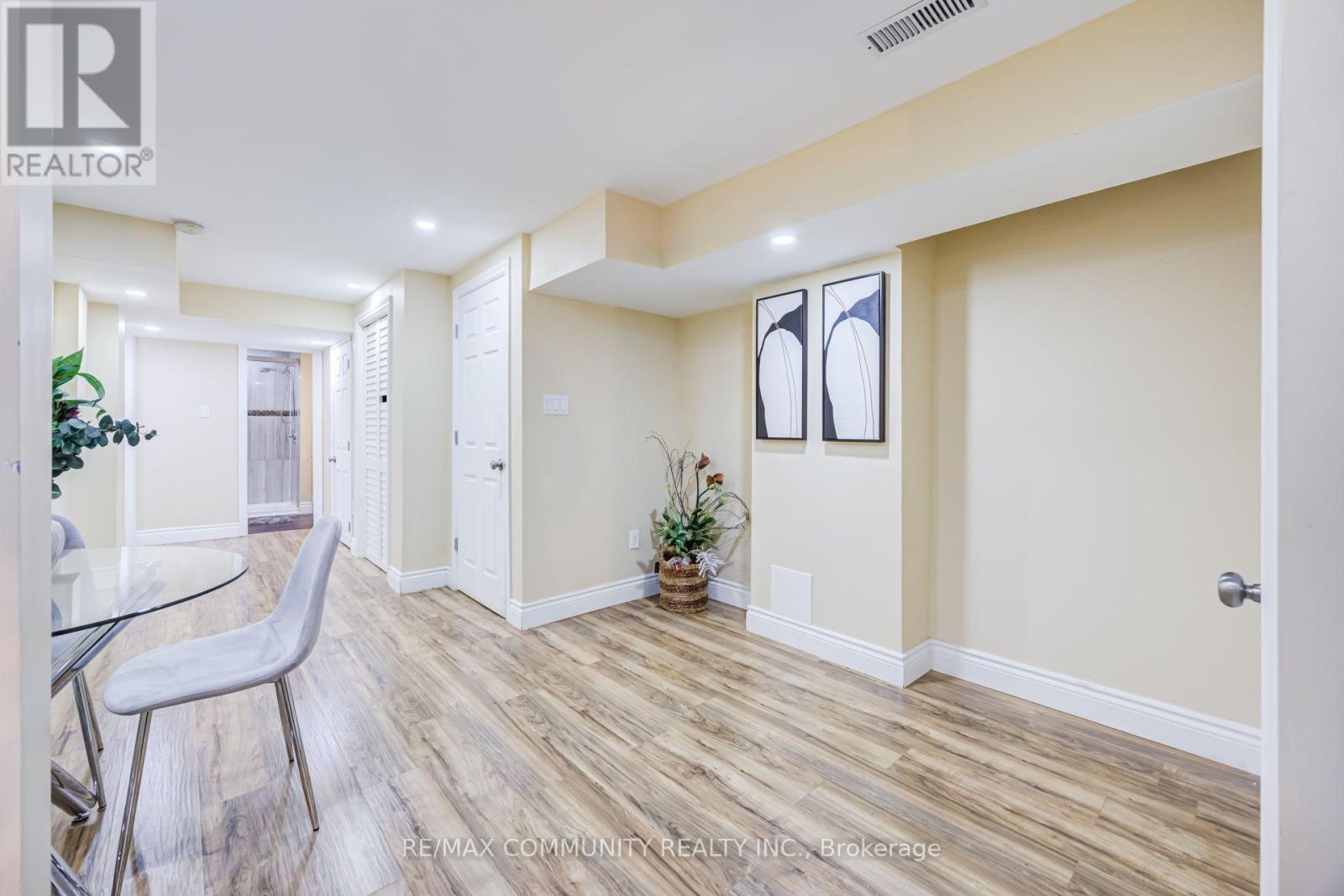 69 Mcsweeney Crescent, Ajax, ON - Indoor