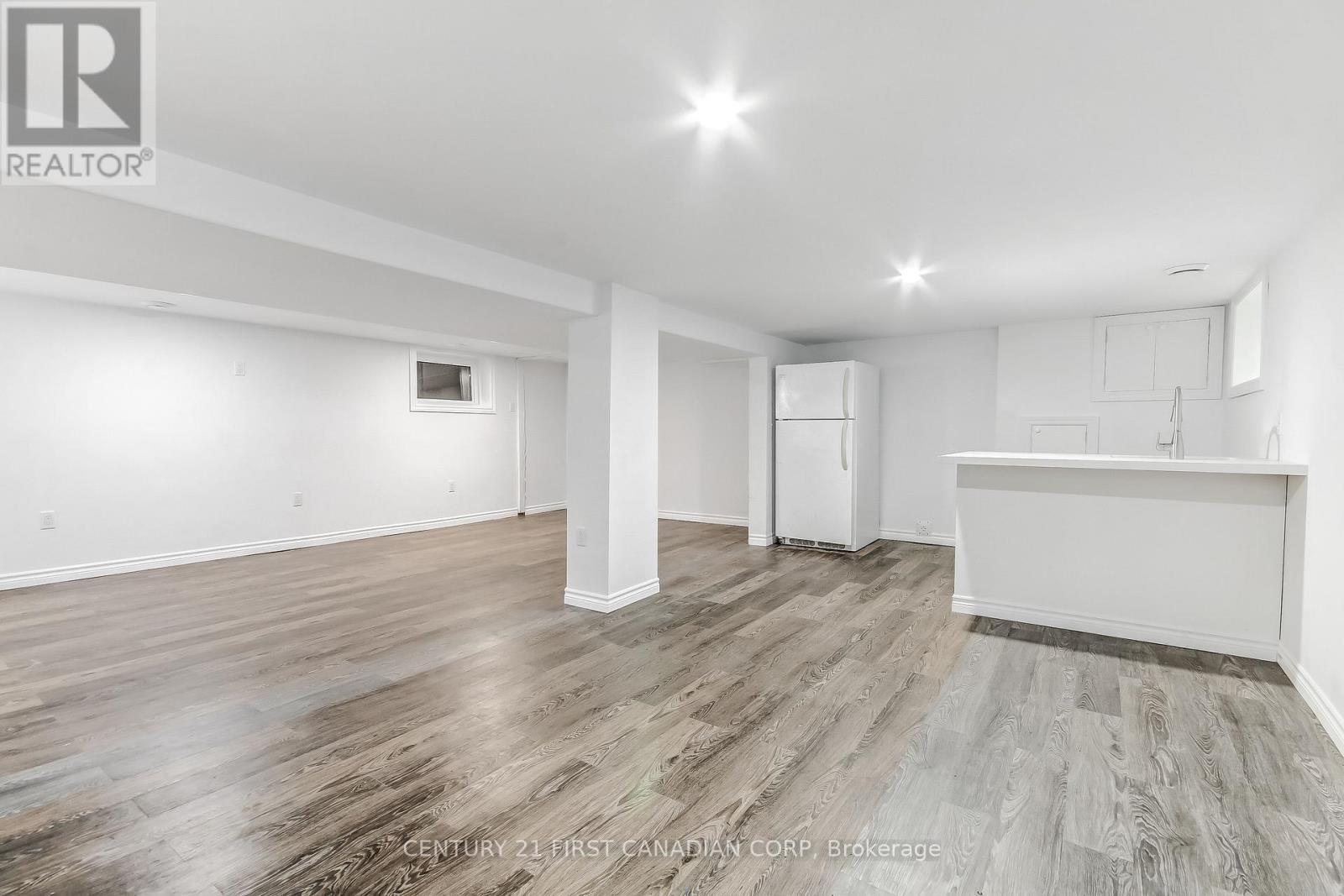 76 Chestnut Street, St. Thomas, ON - Indoor