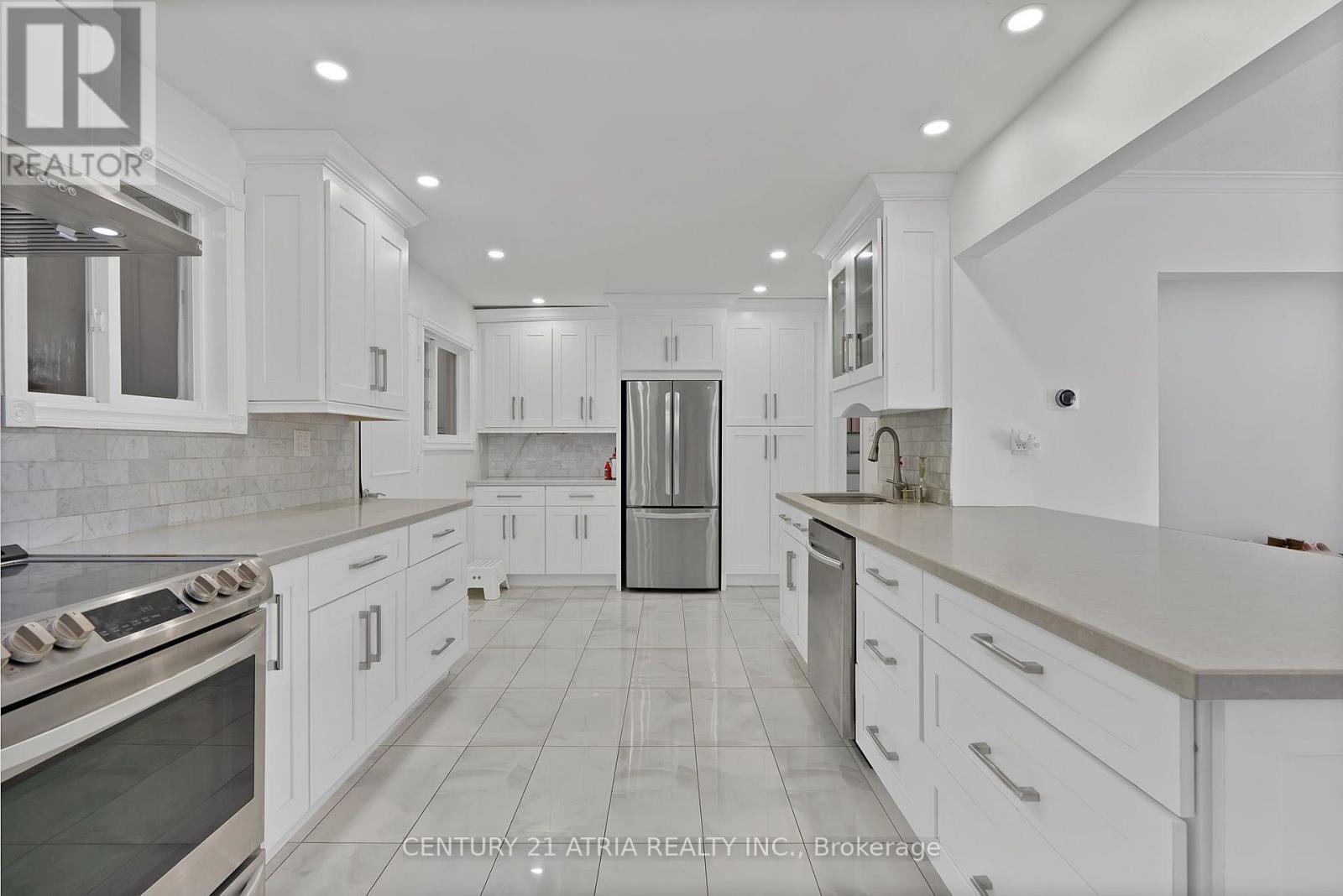 56 Tobermory Drive, Toronto, ON - Indoor Photo Showing Kitchen With Upgraded Kitchen