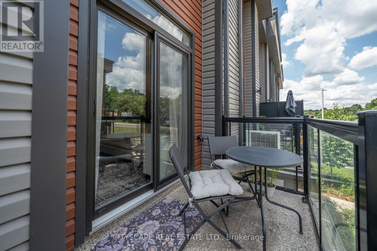 28 - 2 Willow Street, Brant, ON - Outdoor With Balcony