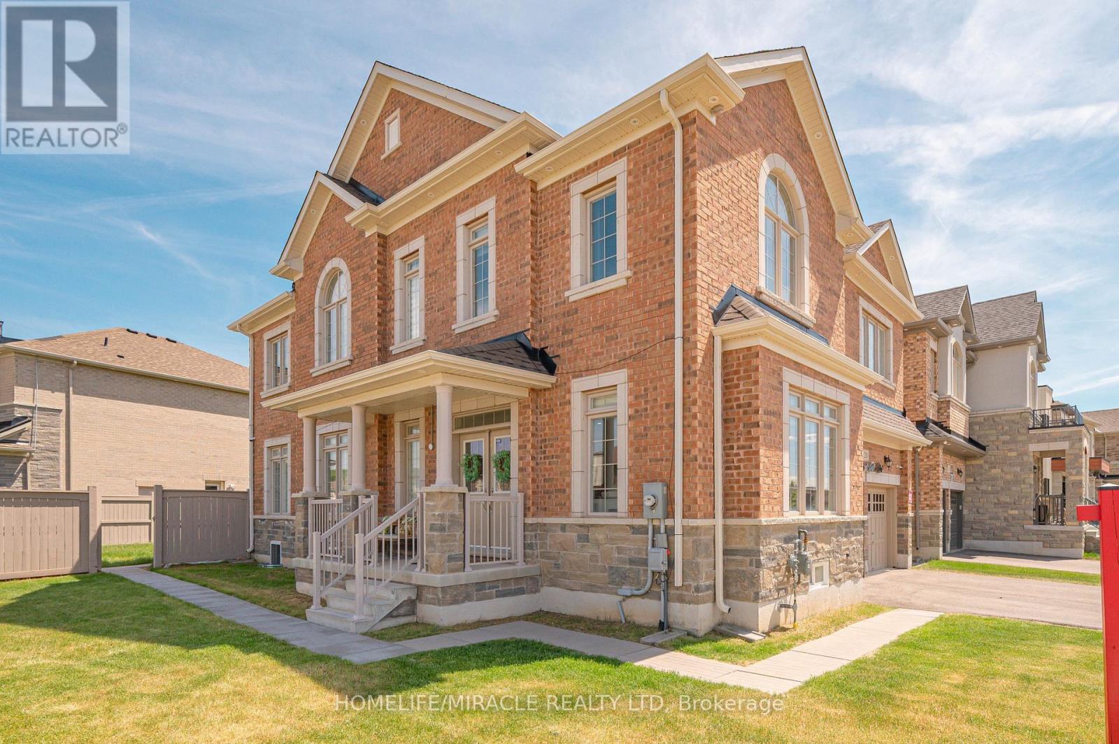 220 Great Falls Boulevard, Hamilton, ON - Outdoor With Deck Patio Veranda