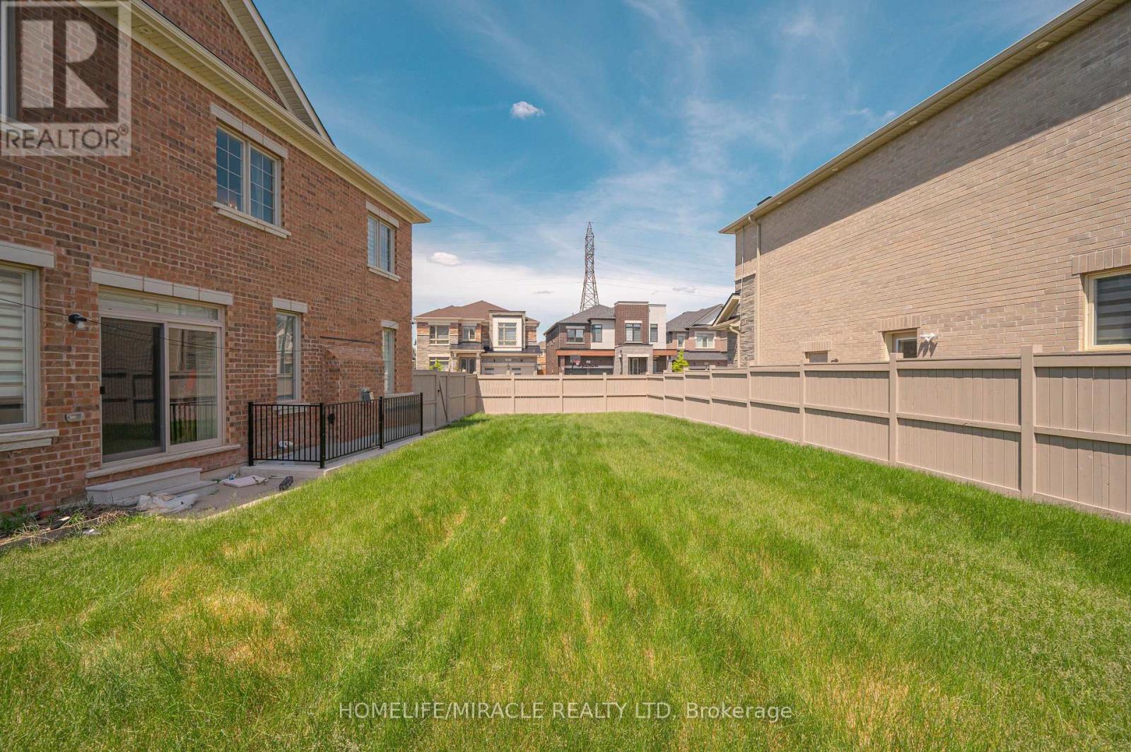 220 Great Falls Boulevard, Hamilton, ON - Outdoor