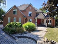 1985 OMIRA STREET Lasalle, ON N9H 1R4