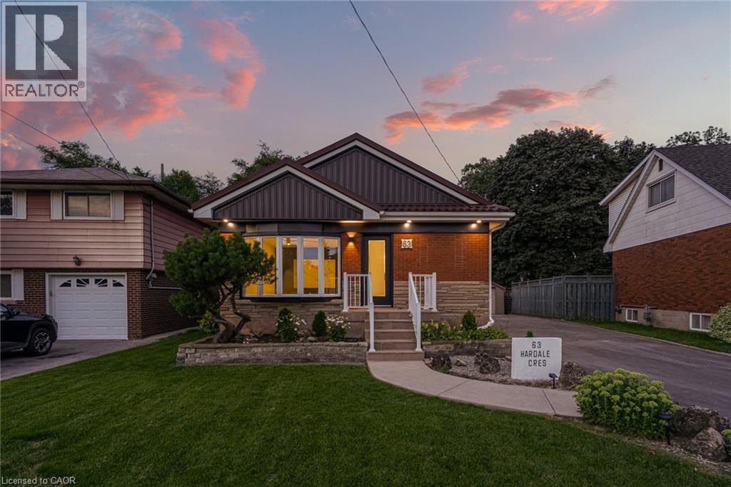 63 Hardale Crescent, Hamilton, ON - Outdoor