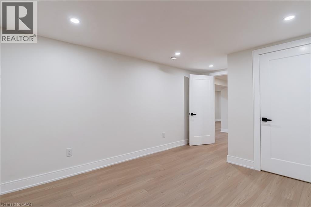 63 Hardale Crescent, Hamilton, ON - Indoor