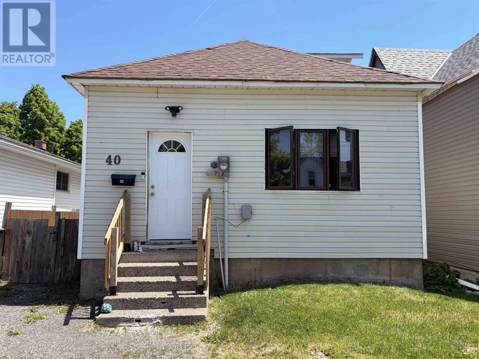 40 Algoma Ave, Sault Ste. Marie, ON - Outdoor With Exterior