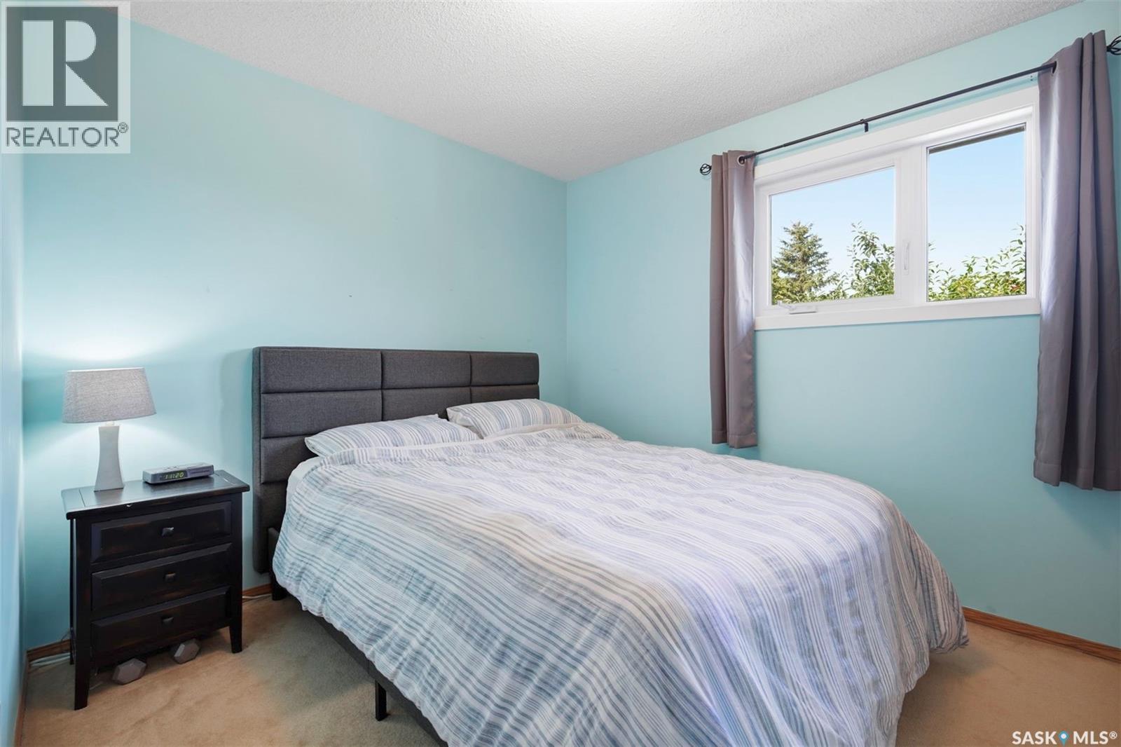 306 Whitewood Road, Saskatoon, SK - Indoor Photo Showing Bedroom