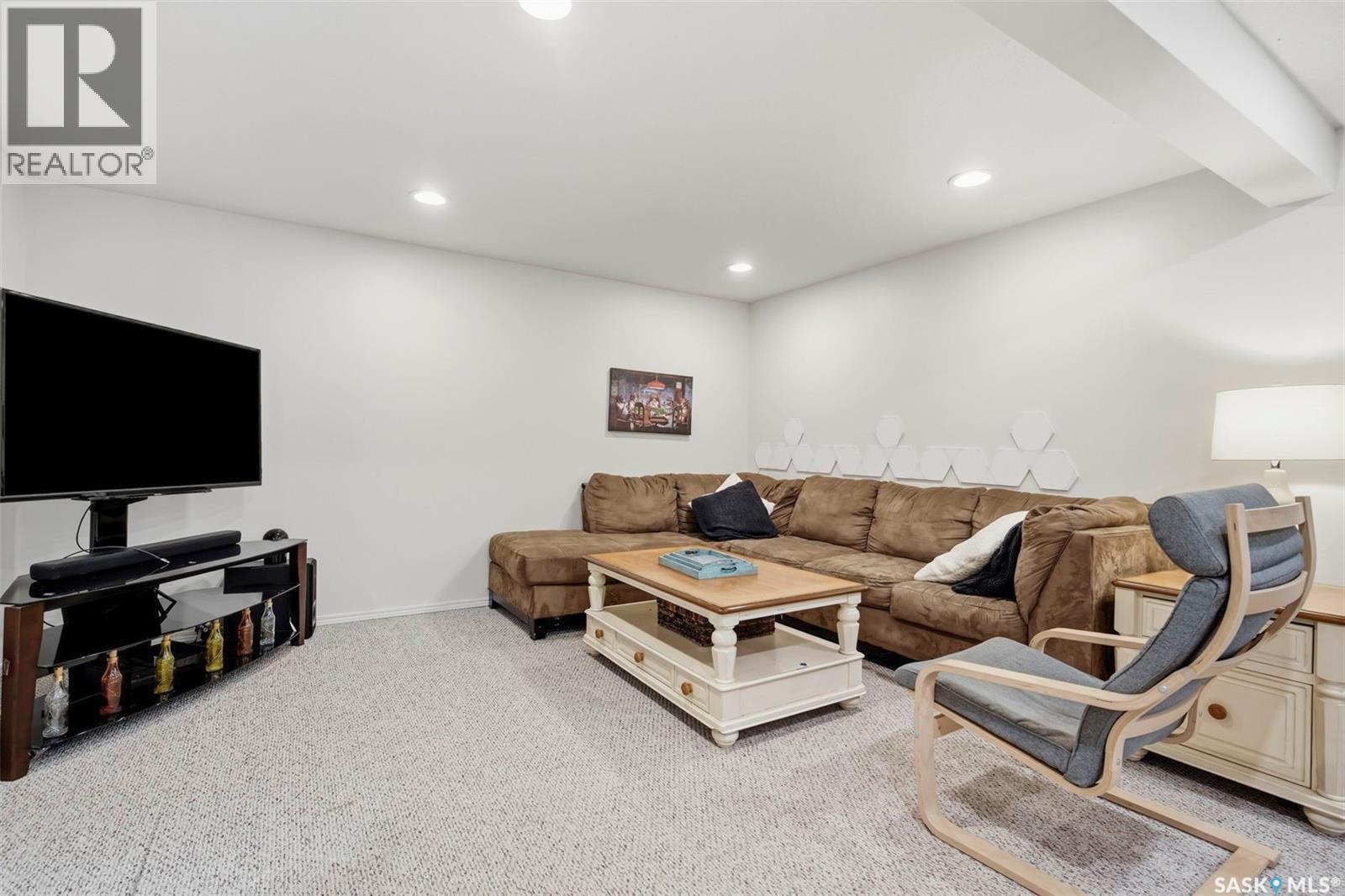 306 Whitewood Road, Saskatoon, SK - Indoor Photo Showing Other Room