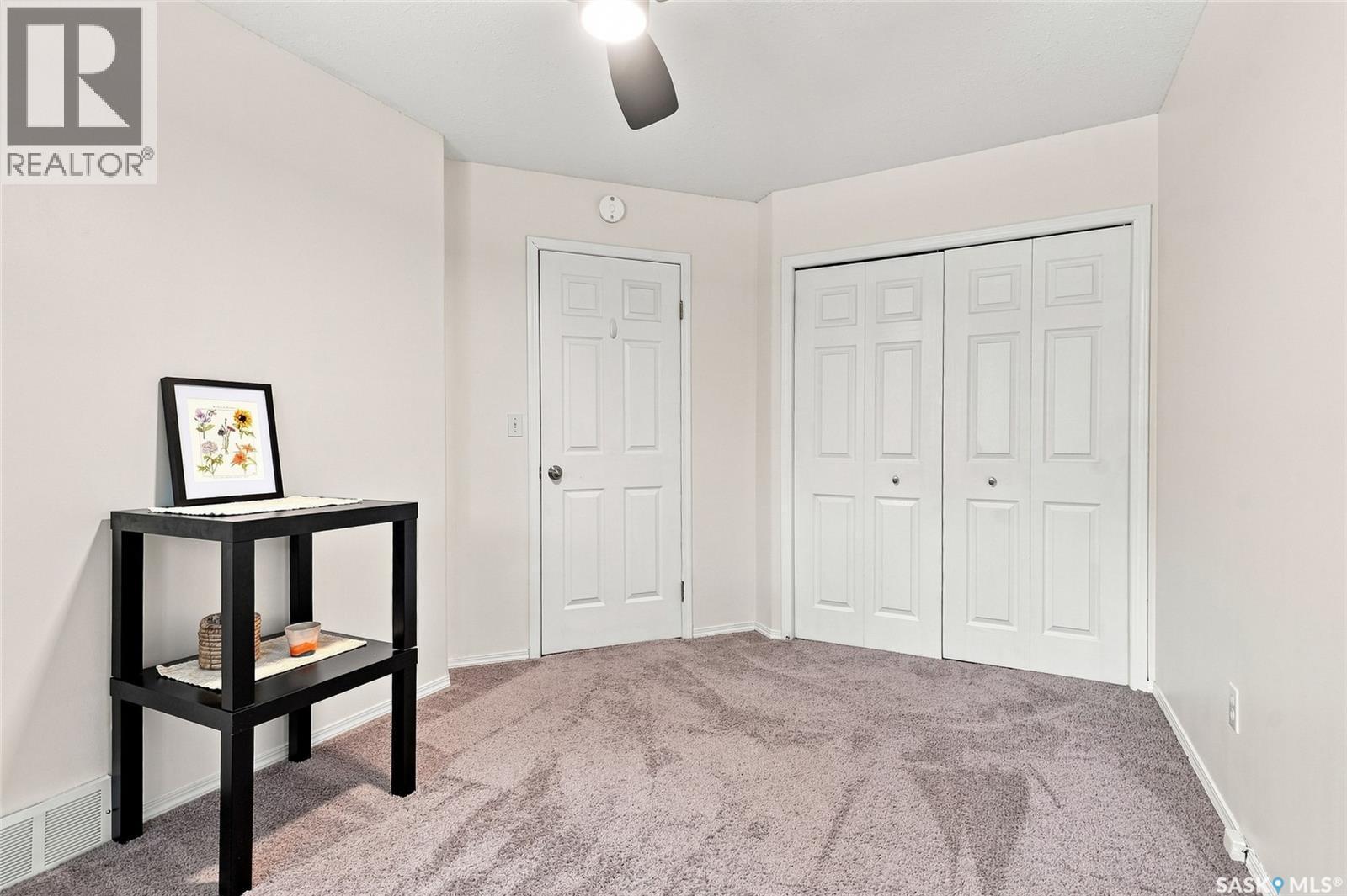 20 327 Berini Drive, Saskatoon, SK - Indoor