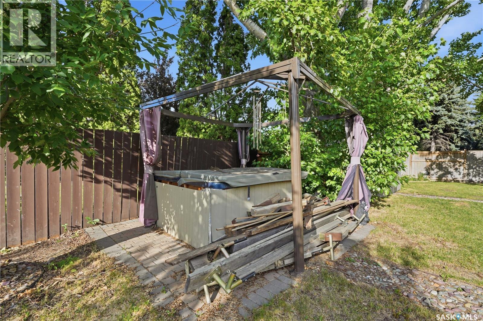 30 Roborecki Terrace, Saskatoon, SK - Outdoor