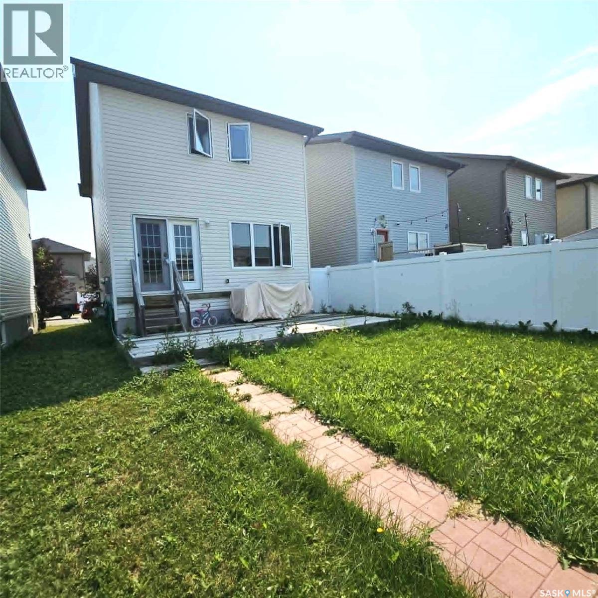 5008 Aerial Crescent, Regina, SK - Outdoor