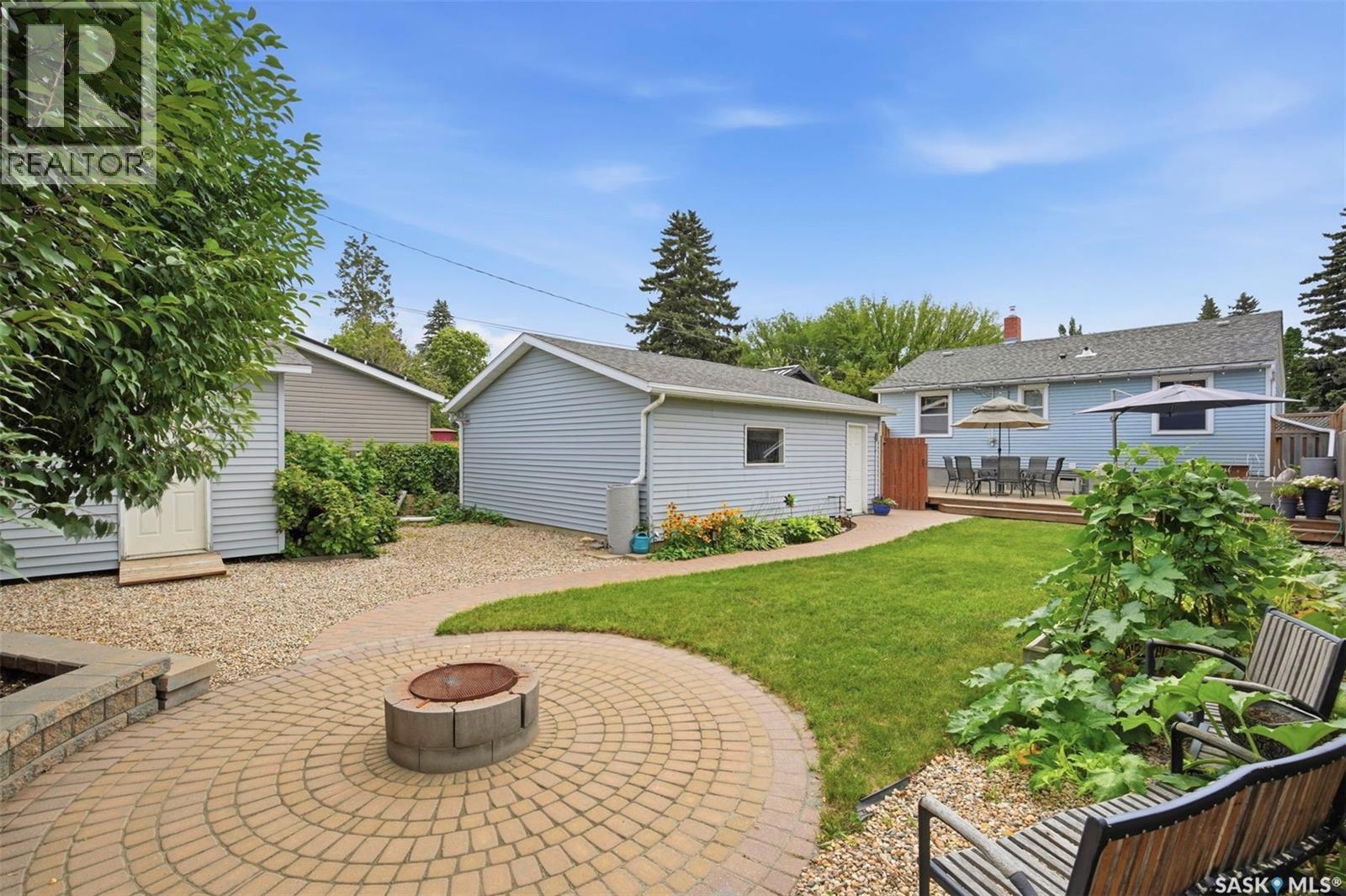 1125 2Nd Street E, Saskatoon, SK - Outdoor With Exterior