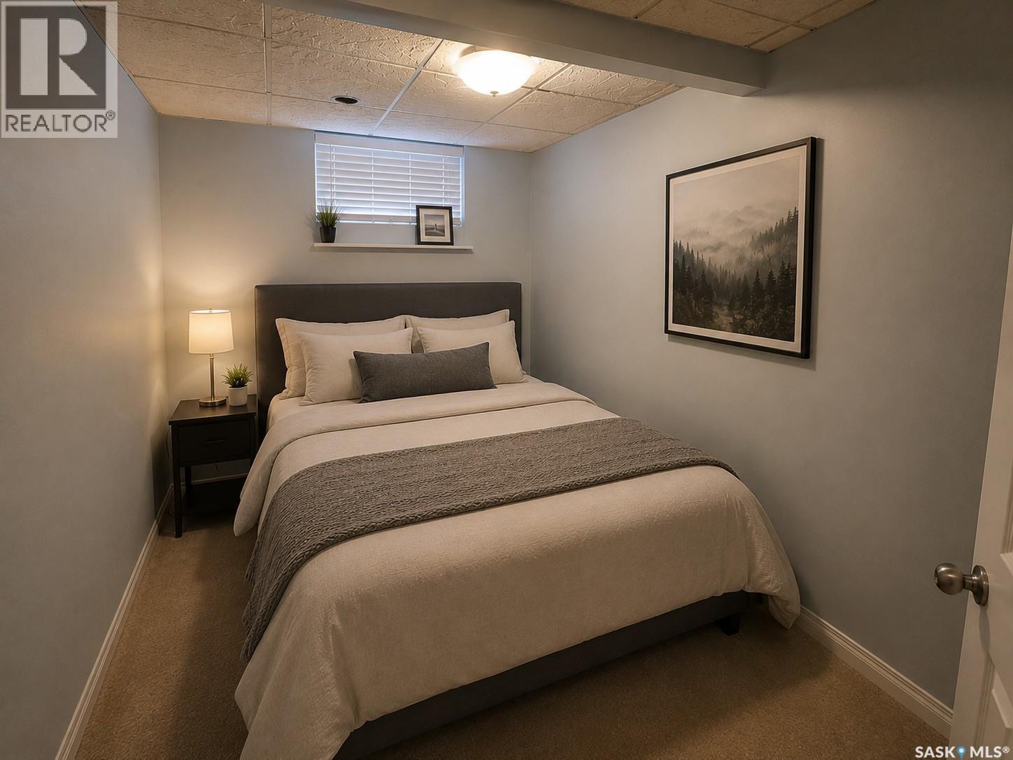 330 Blackstock Cove, Saskatoon, SK - Indoor Photo Showing Bedroom