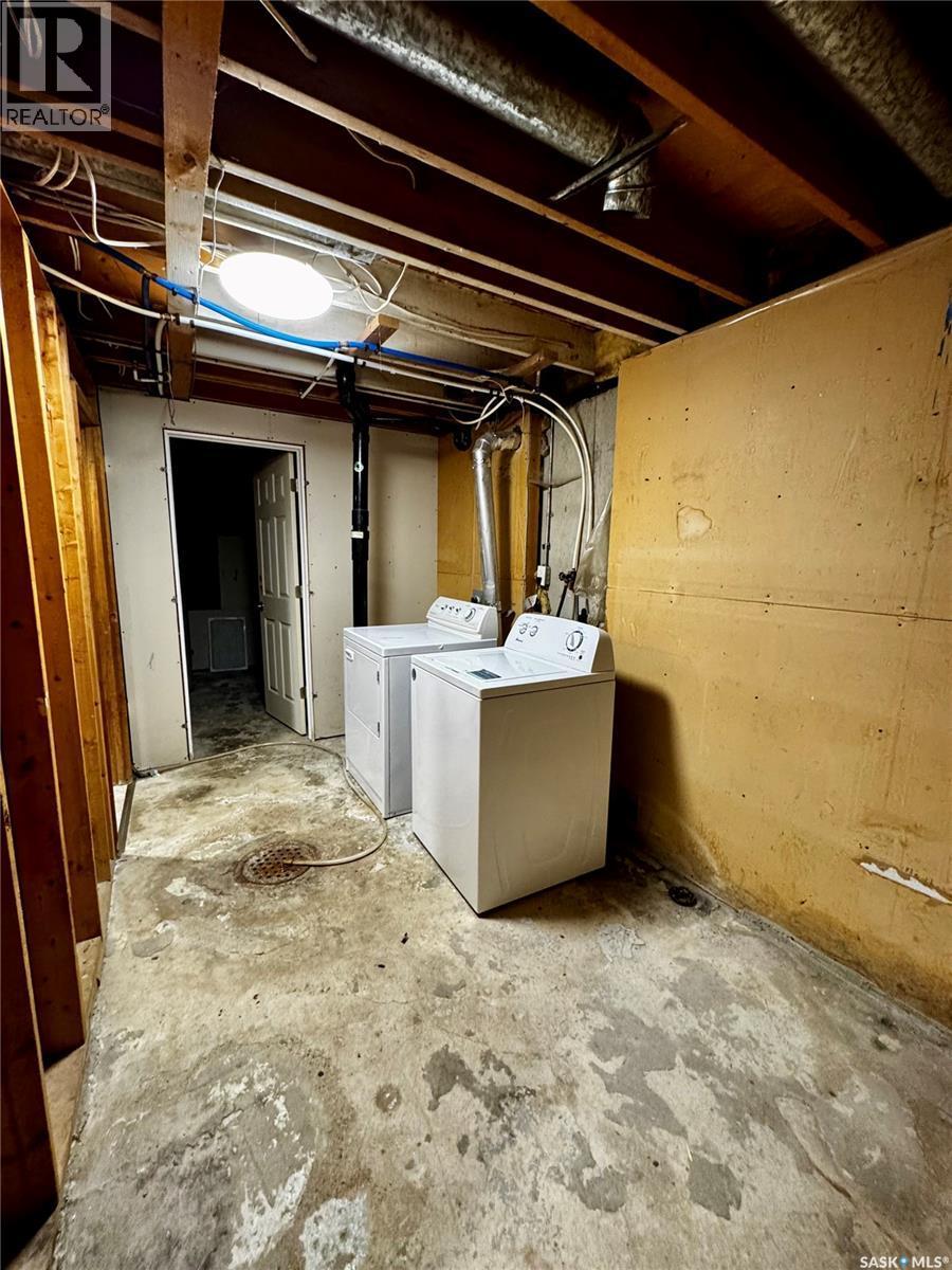 3355 33Rd Street W, Saskatoon, SK - Indoor Photo Showing Other Room