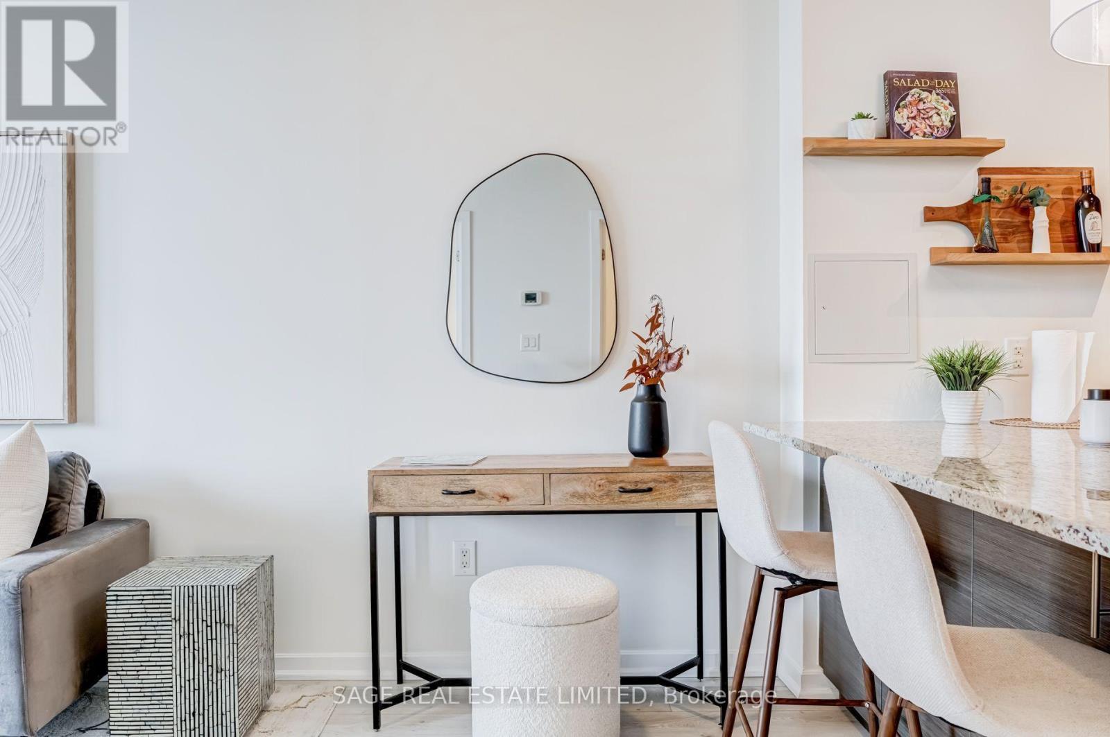 1303 - 70 Forest Manor Road, Toronto, ON - Indoor