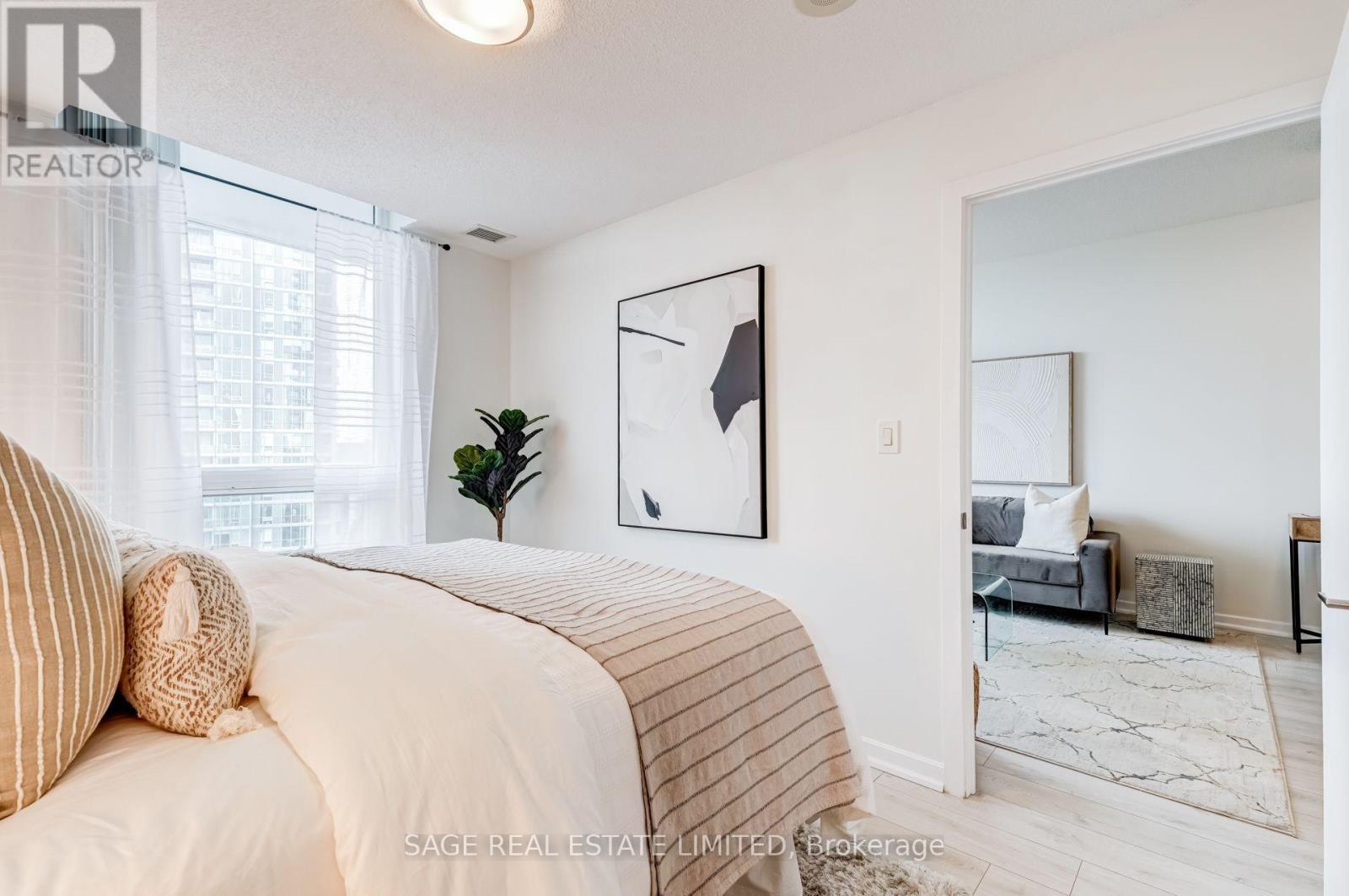 1303 - 70 Forest Manor Road, Toronto, ON - Indoor Photo Showing Bedroom