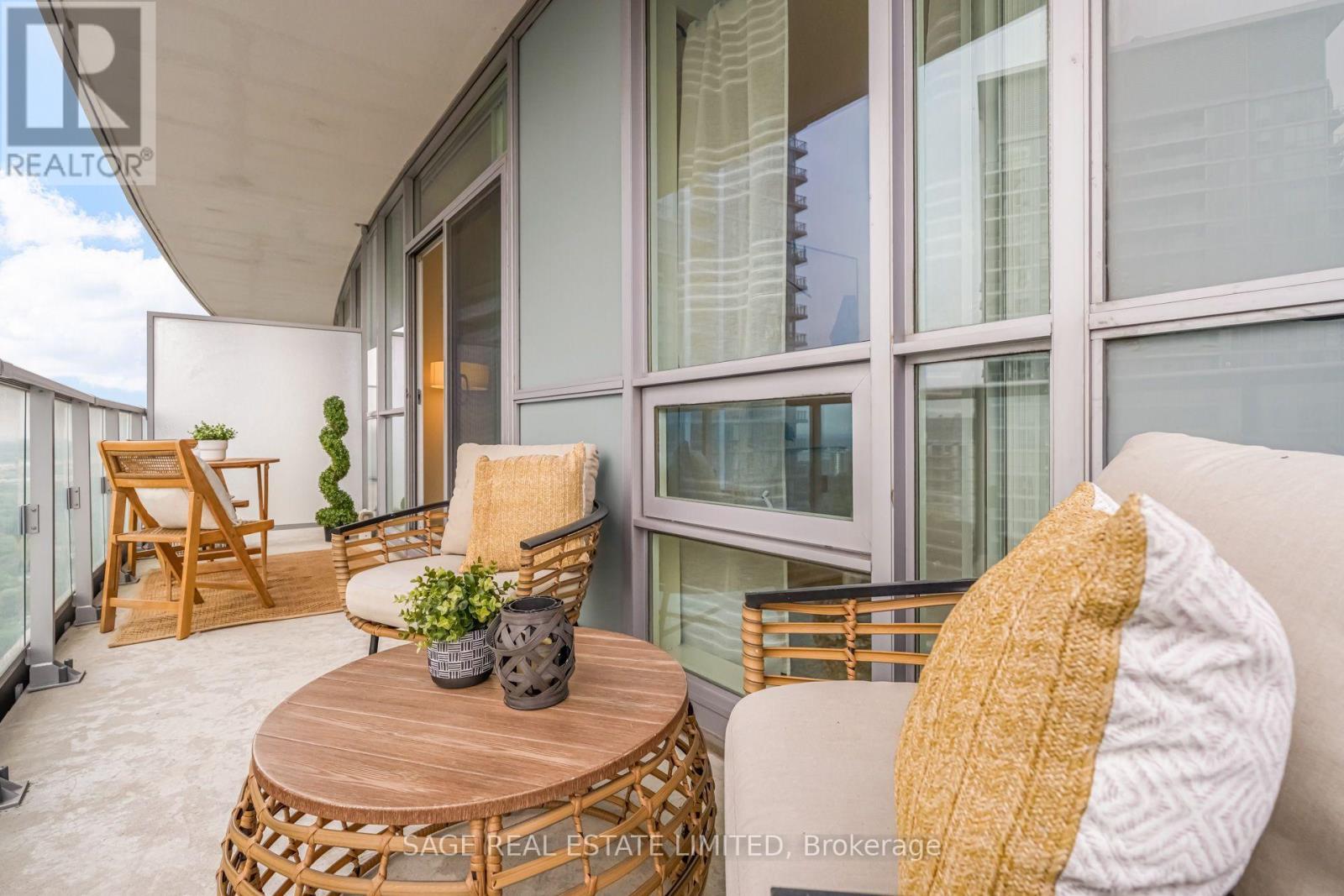 1303 - 70 Forest Manor Road, Toronto, ON - Outdoor With Exterior