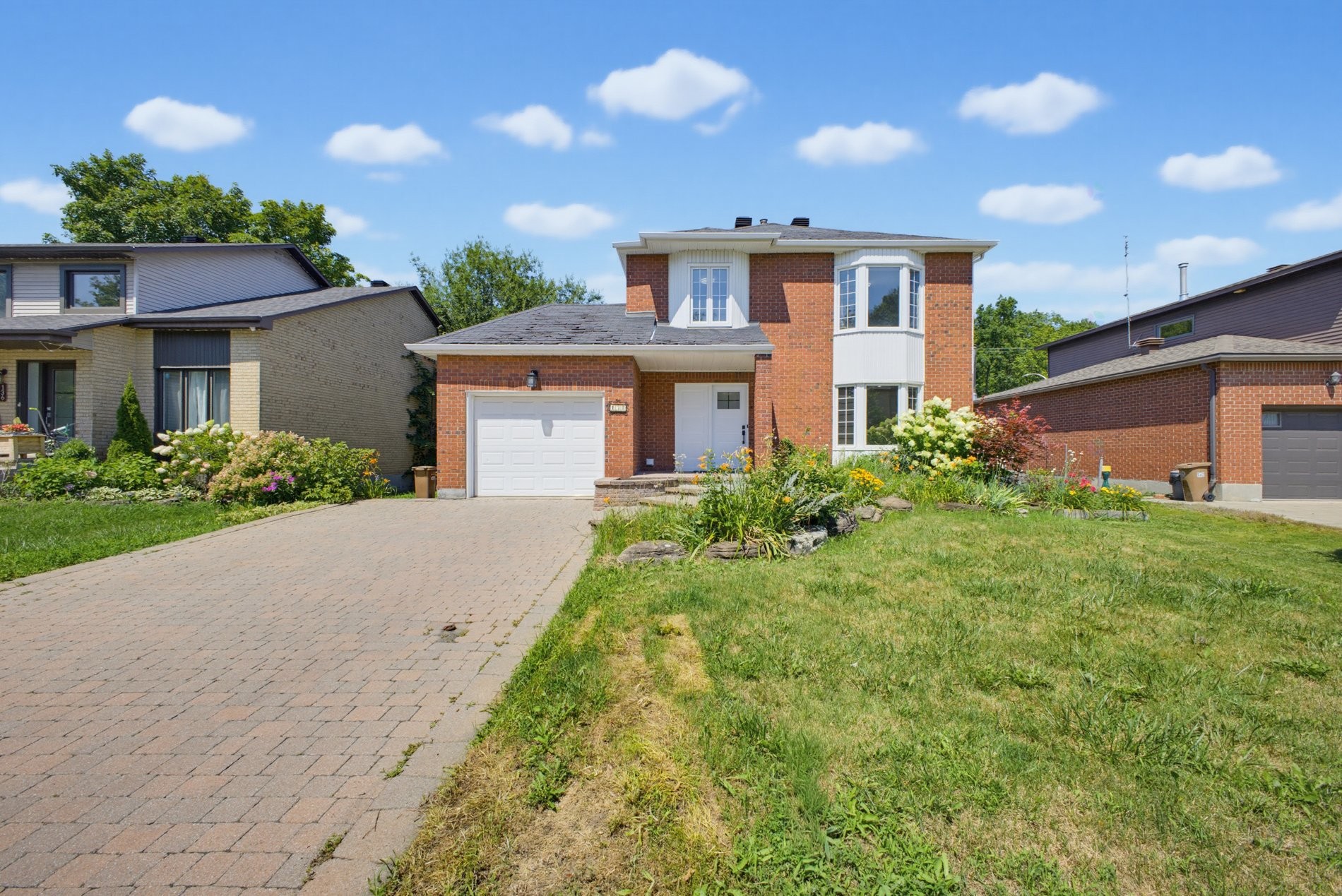 Entry - 138 Rue Stéphanie, Dollard-Des-Ormeaux, QC - Outdoor