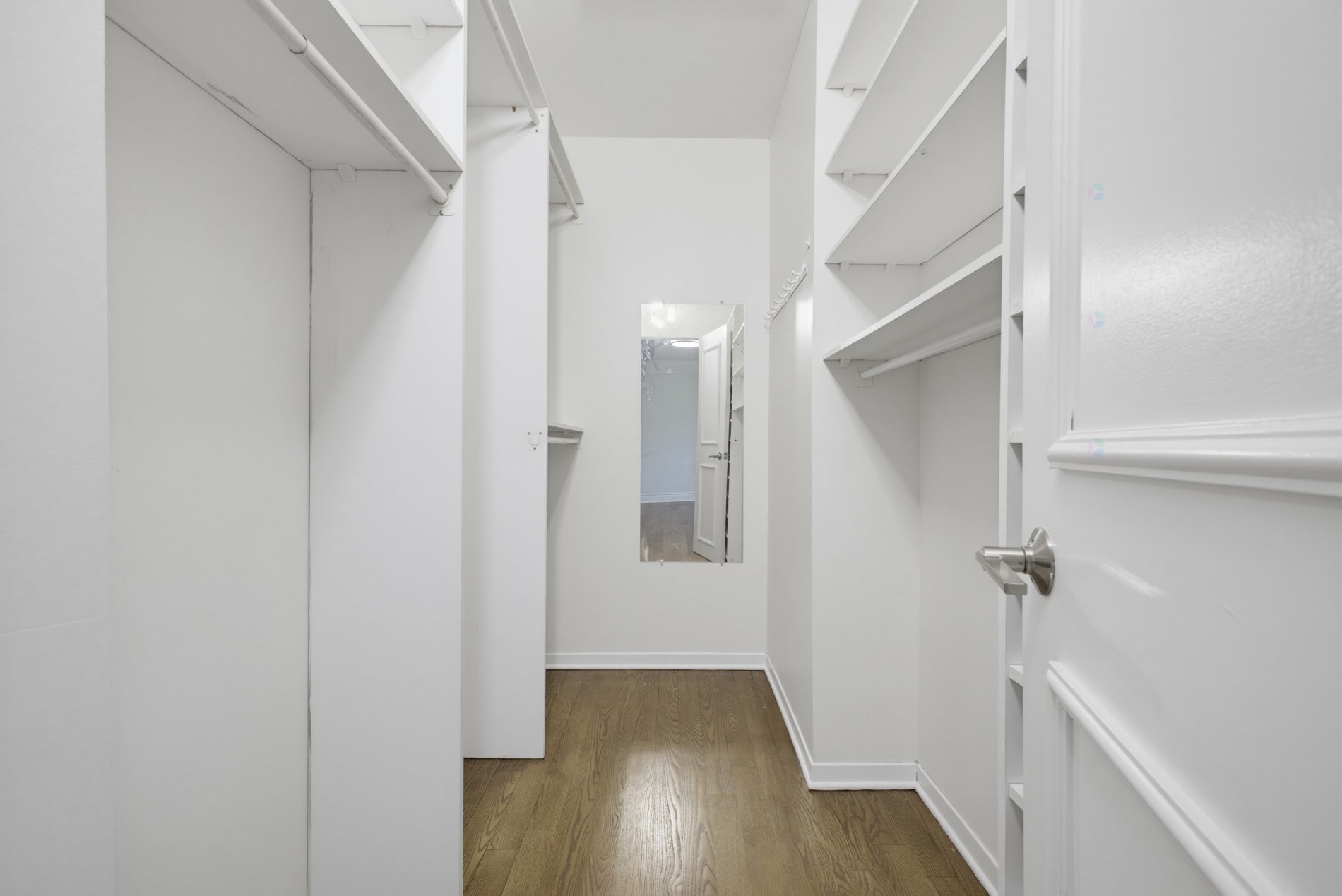 Closet - 138 Rue Stéphanie, Dollard-Des-Ormeaux, QC - Indoor With Storage