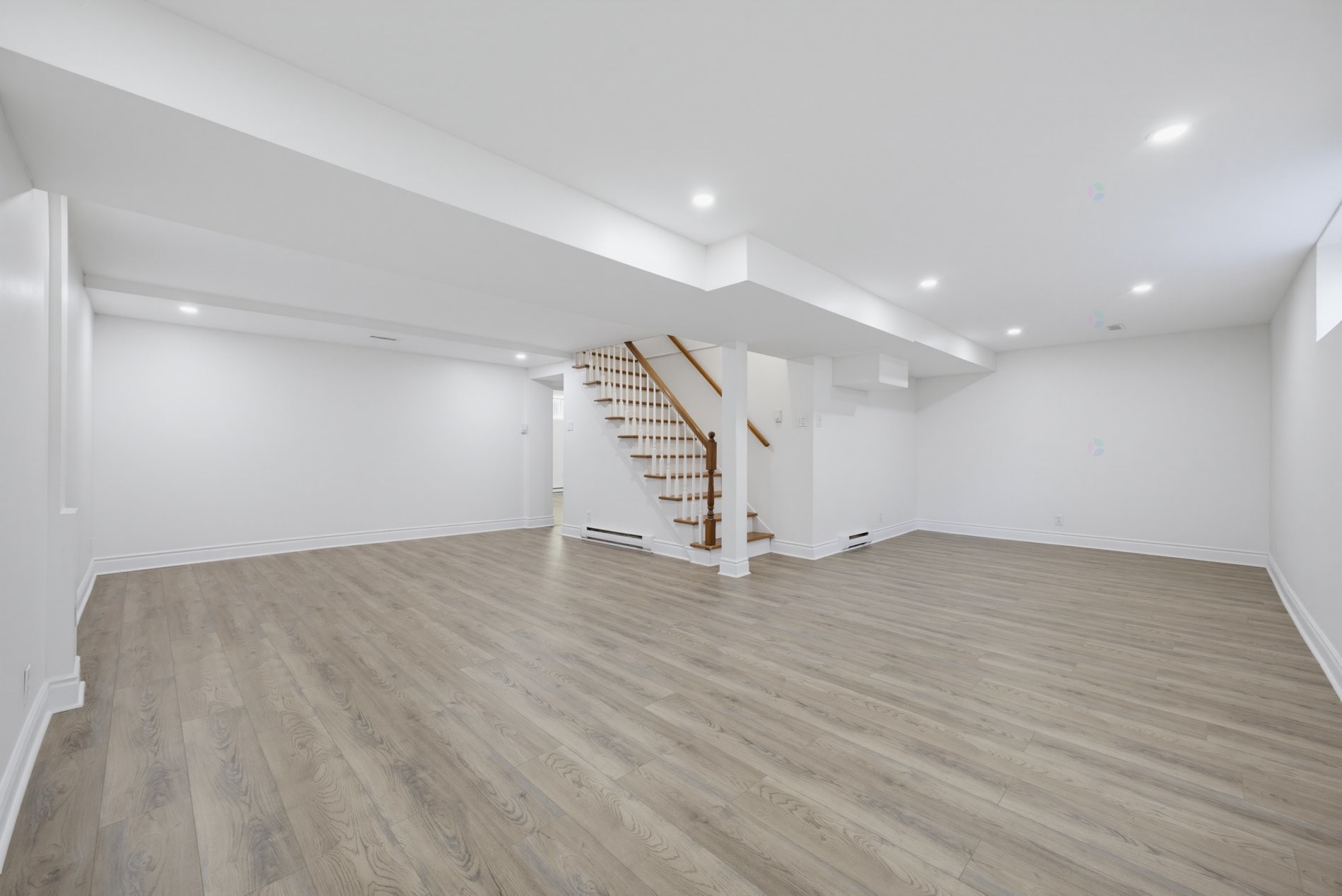 Game Room - 138 Rue Stéphanie, Dollard-Des-Ormeaux, QC - Indoor Photo Showing Other Room