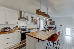 Kitchen - 