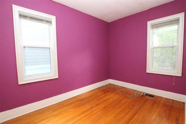 210 Ferndale Ave, Winnipeg, MB - Indoor Photo Showing Other Room