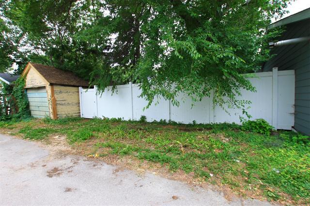 210 Ferndale Ave, Winnipeg, MB - Outdoor