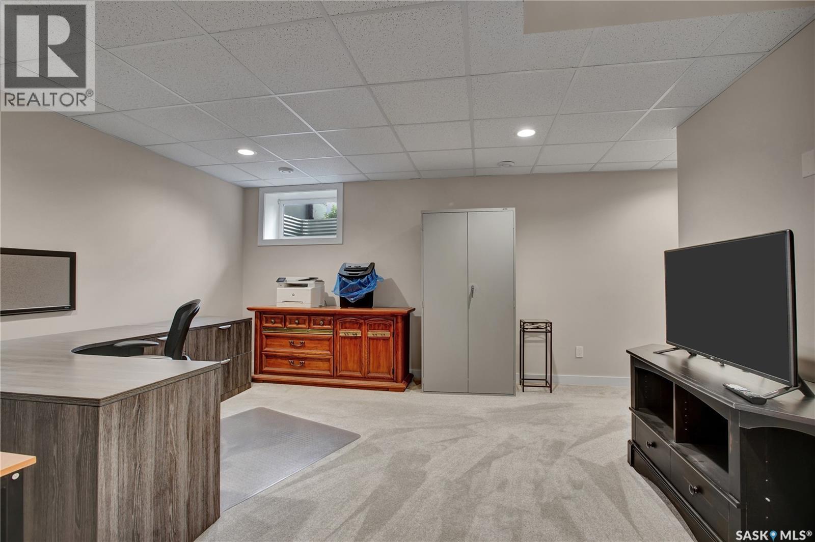 643 Evergreen Boulevard, Saskatoon, SK - Indoor
