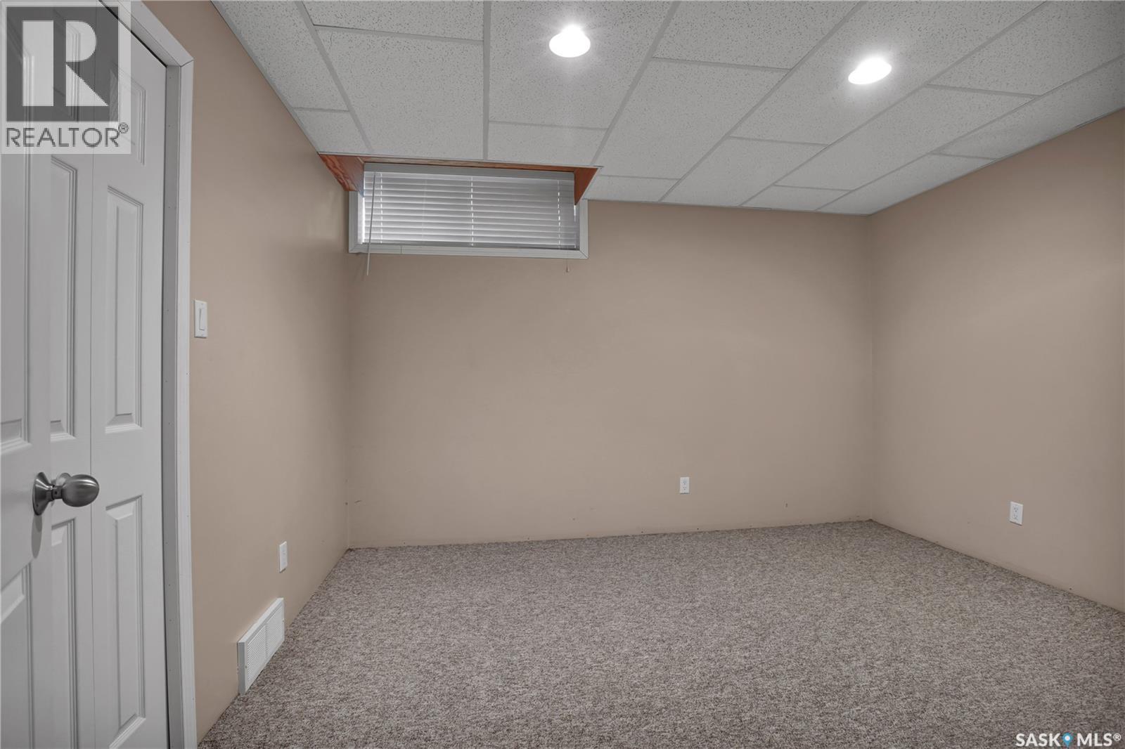 201 Centennial Road, Hague, SK - Indoor