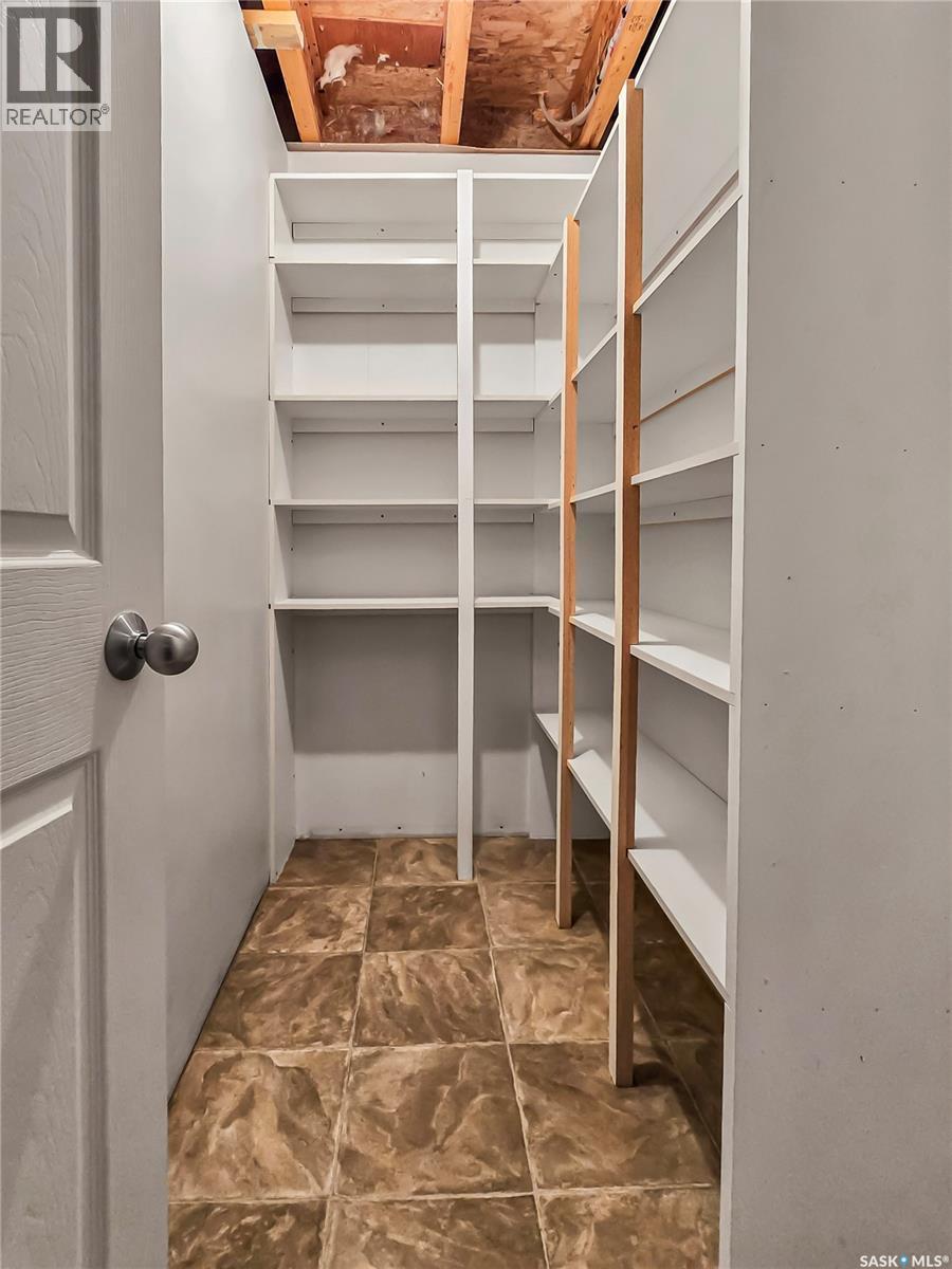 201 Centennial Road, Hague, SK - Indoor With Storage