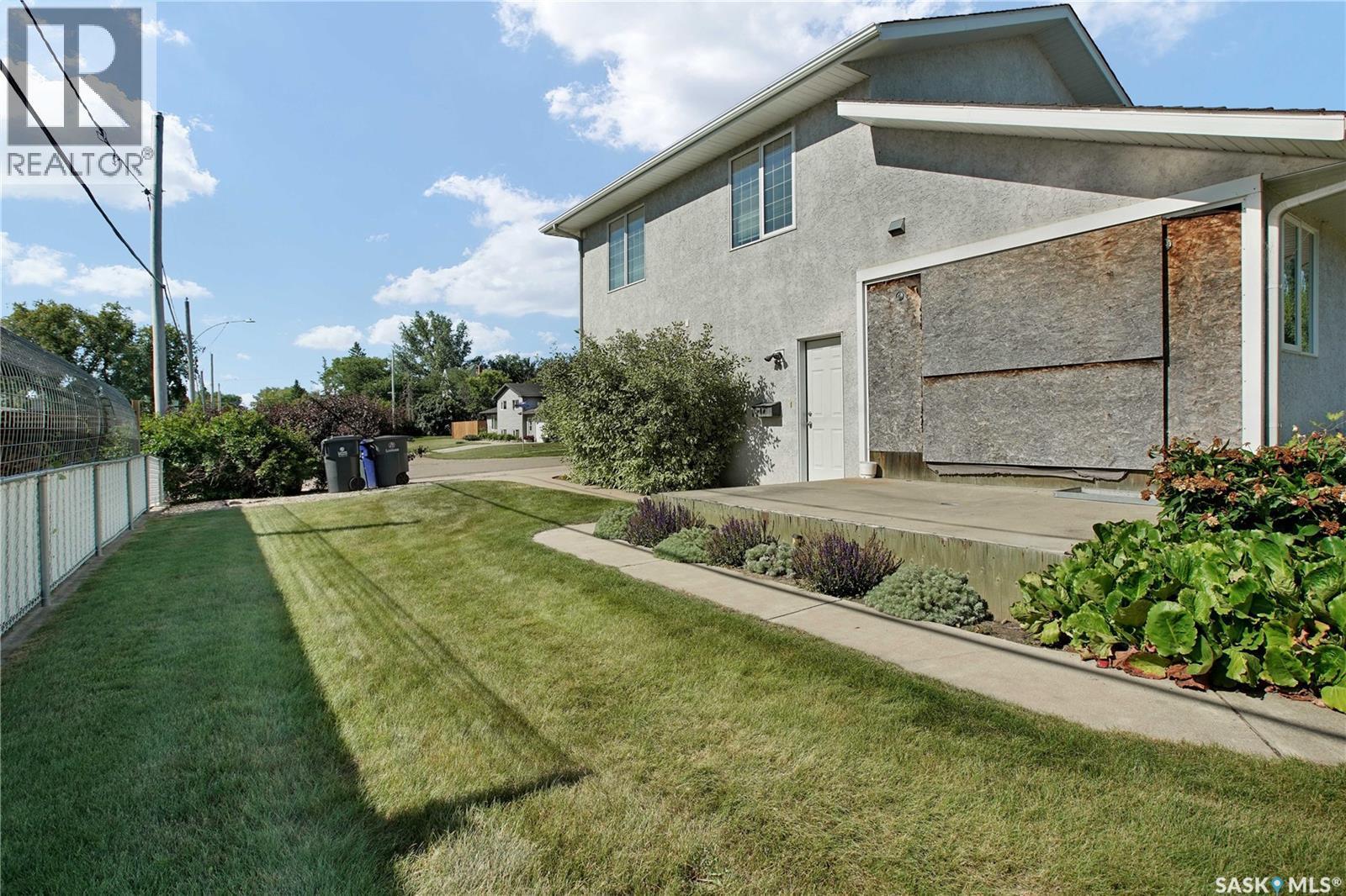 201 Centennial Road, Hague, SK - Outdoor