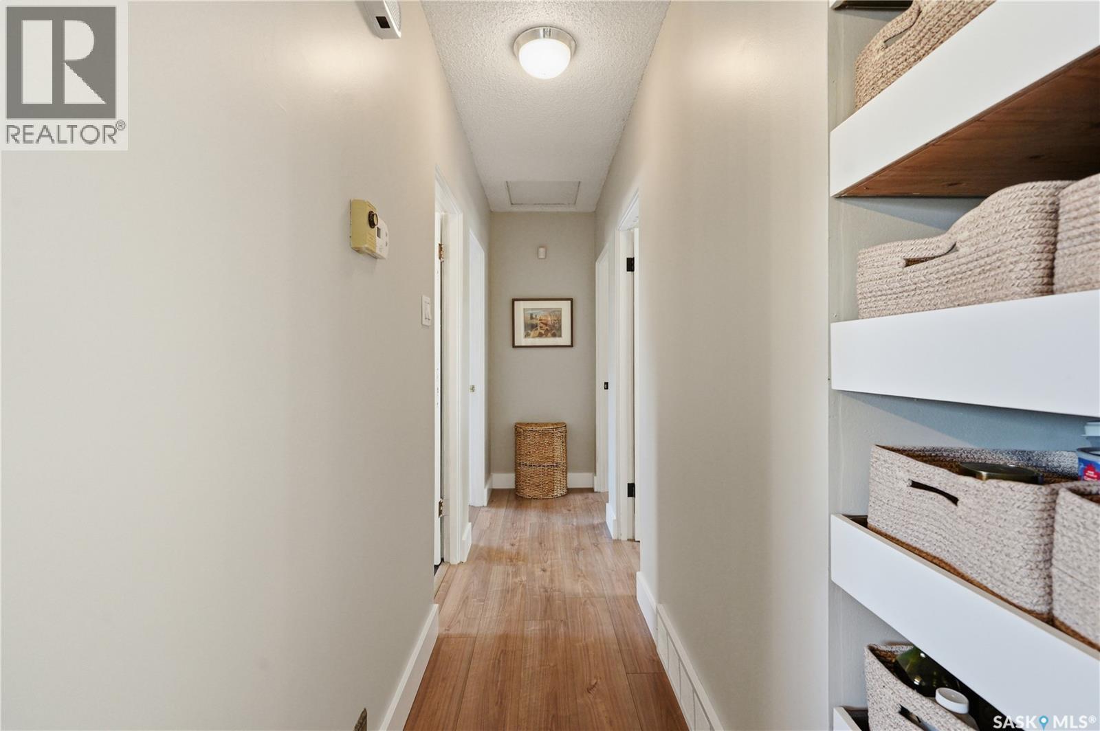 122 Montreal Avenue S, Saskatoon, SK - Indoor Photo Showing Other Room
