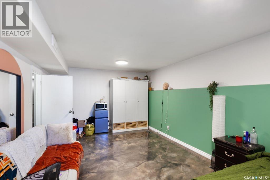 2709 Ferguson Avenue, Saskatoon, SK - Indoor