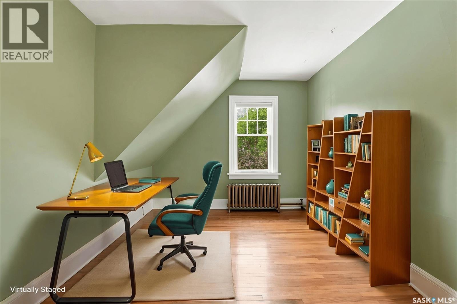 617 7Th Avenue N, Saskatoon, SK - Indoor Photo Showing Office