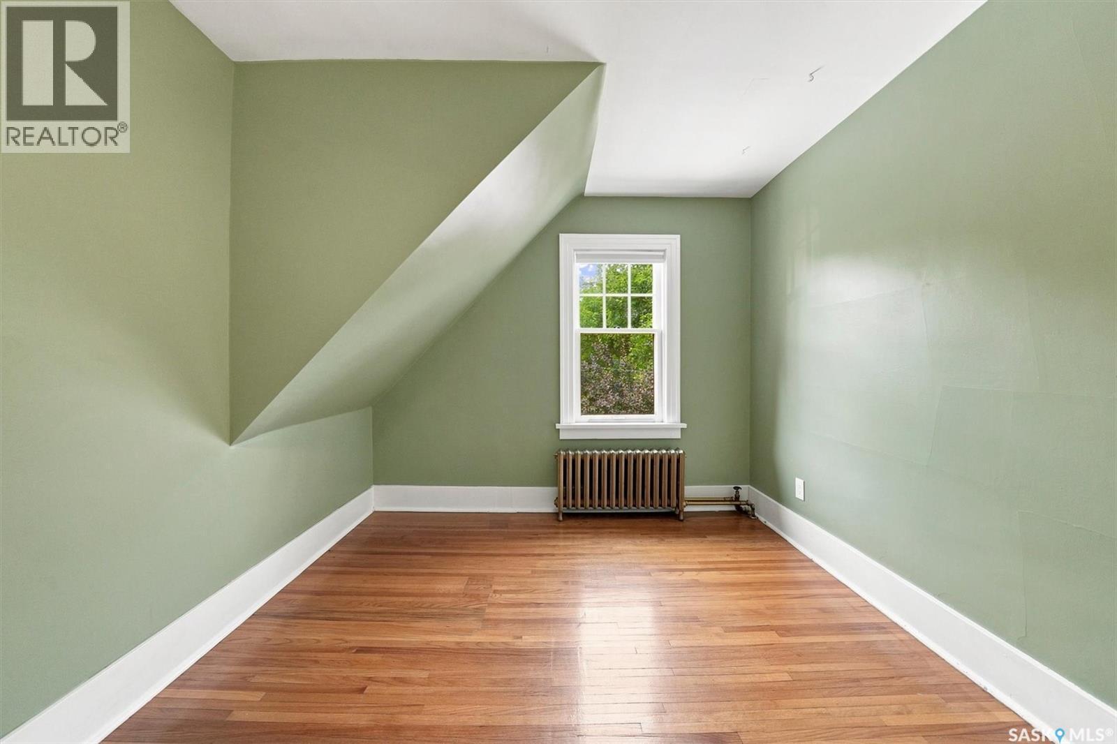 617 7Th Avenue N, Saskatoon, SK - Indoor Photo Showing Other Room