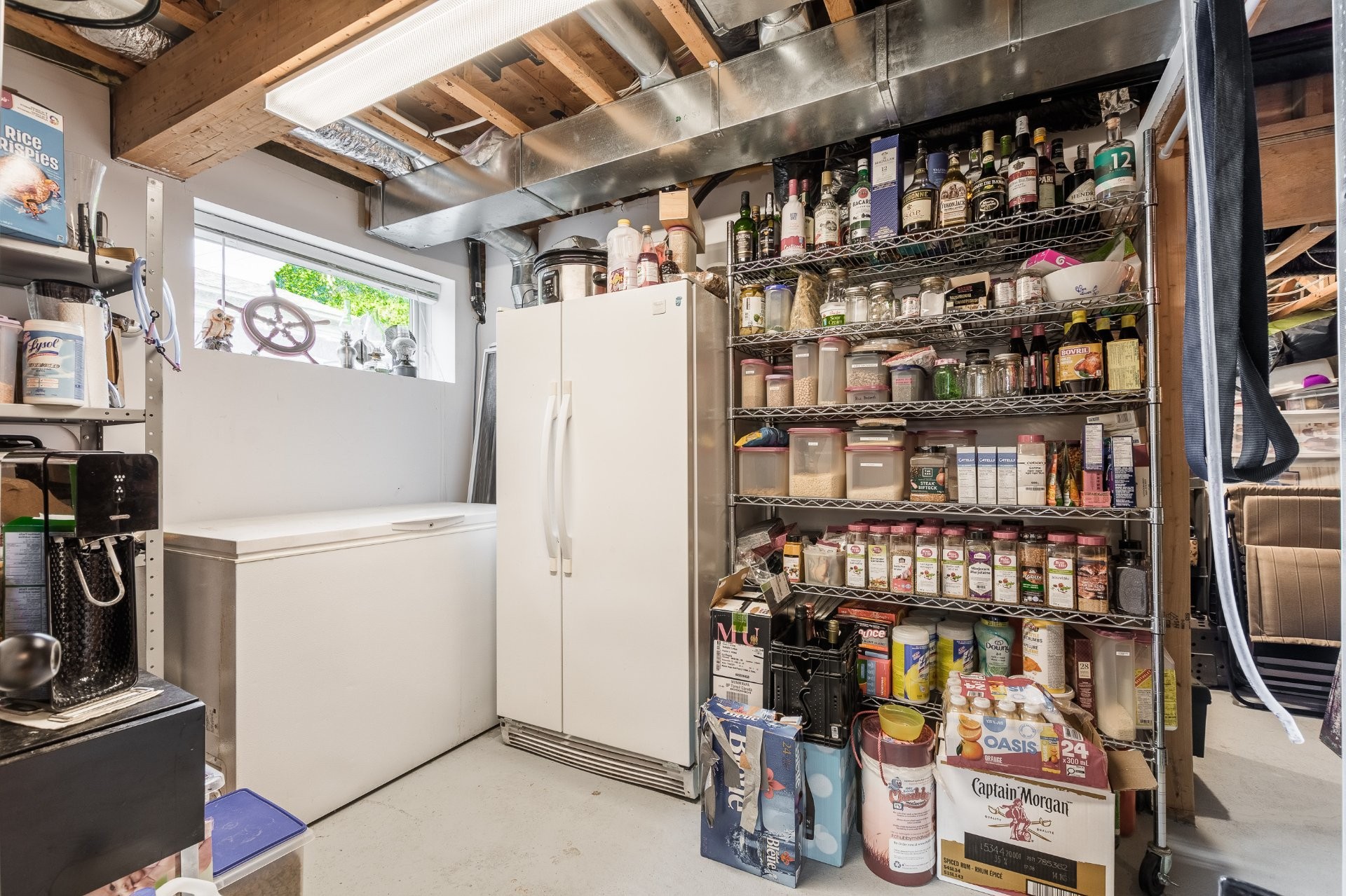 Rangement - 1 Rue Dozois, Candiac, QC - Indoor