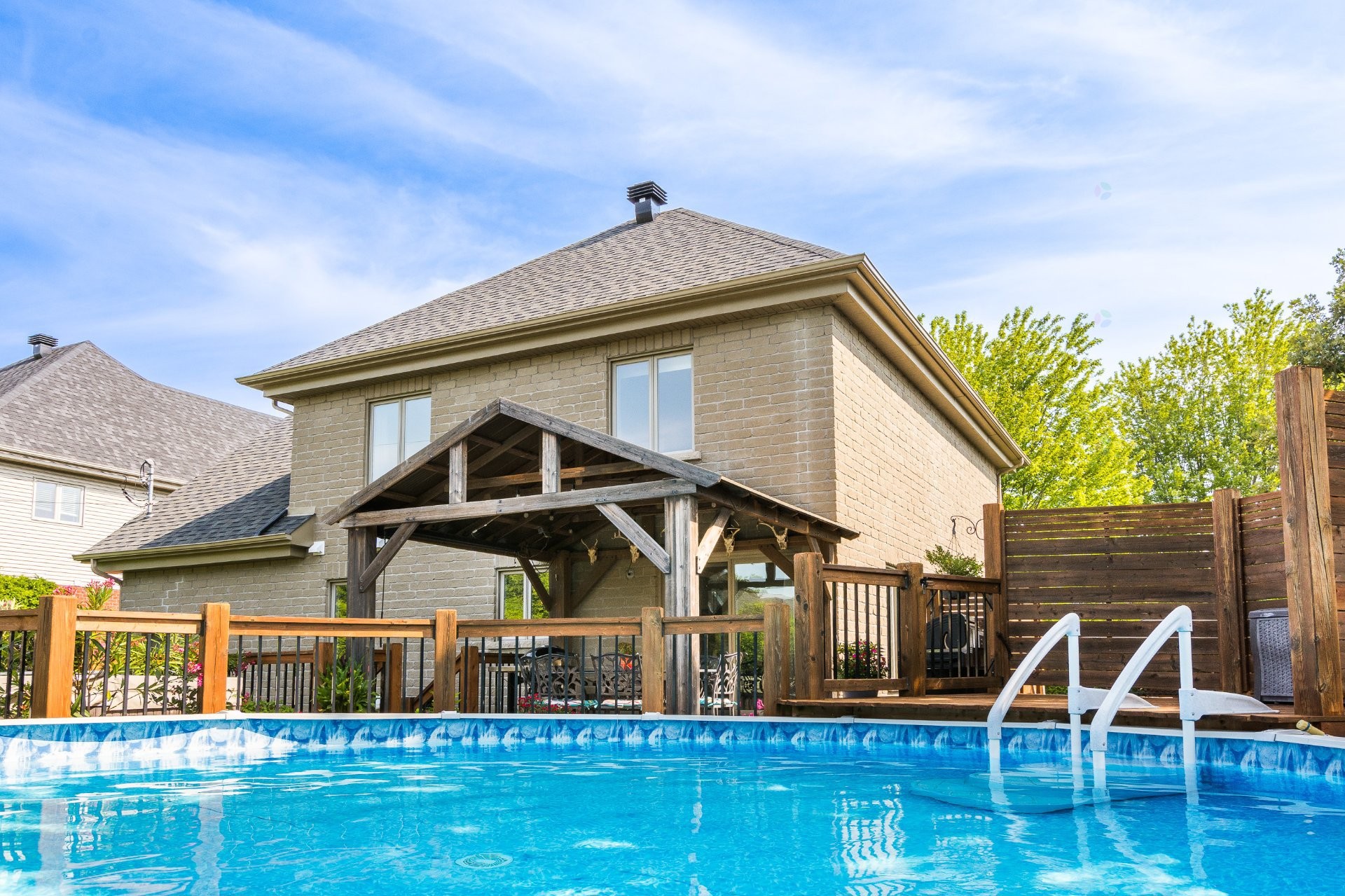 Piscine - 1 Rue Dozois, Candiac, QC - Outdoor With Above Ground Pool