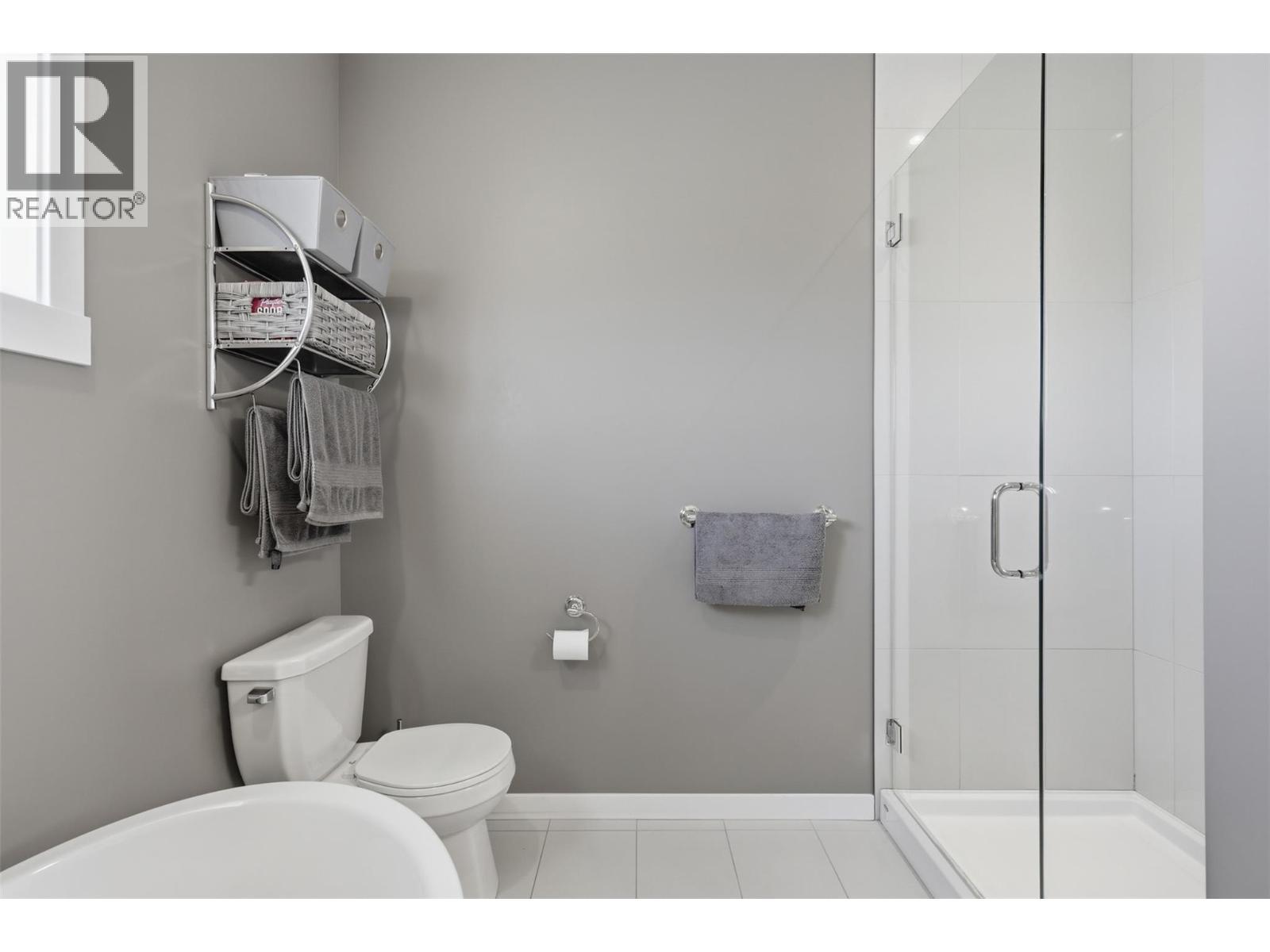 2109 Doubletree Crescent, Kamloops, BC - Indoor Photo Showing Bathroom