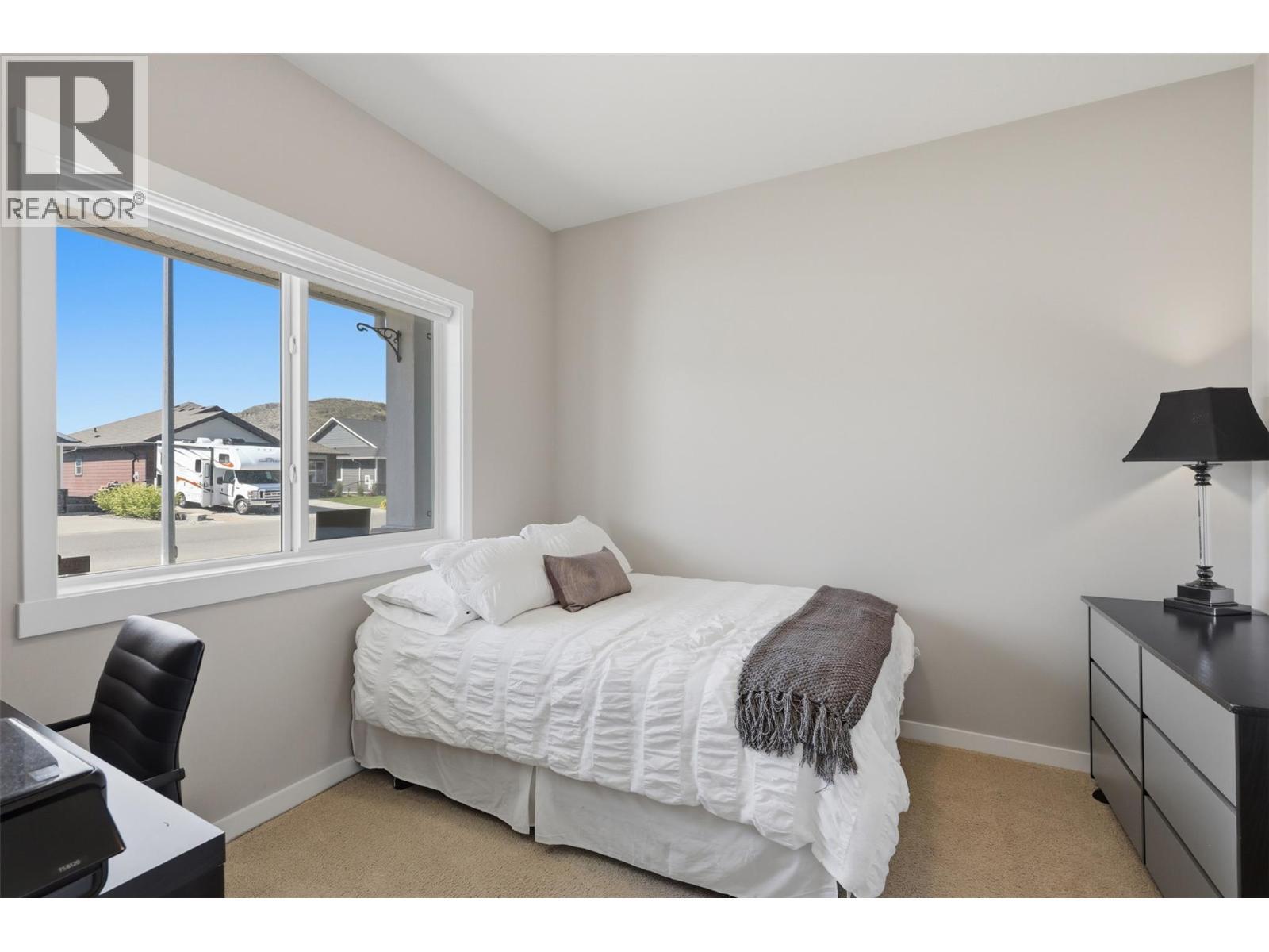 2109 Doubletree Crescent, Kamloops, BC - Indoor Photo Showing Bedroom