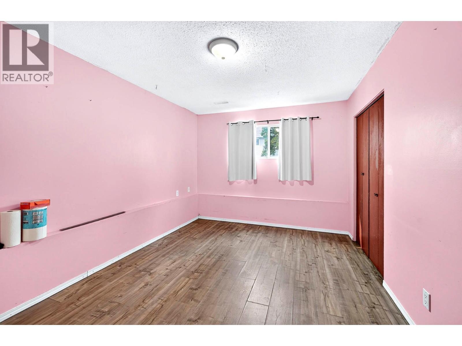 800 Valhalla Drive Unit# 40, Kamloops, BC - Indoor Photo Showing Other Room